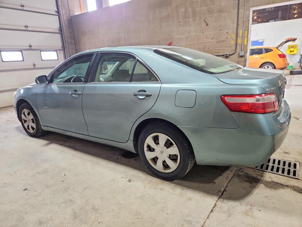2007 Toyota Camry Le Turquoise vin: 4T4BE46K57R011221