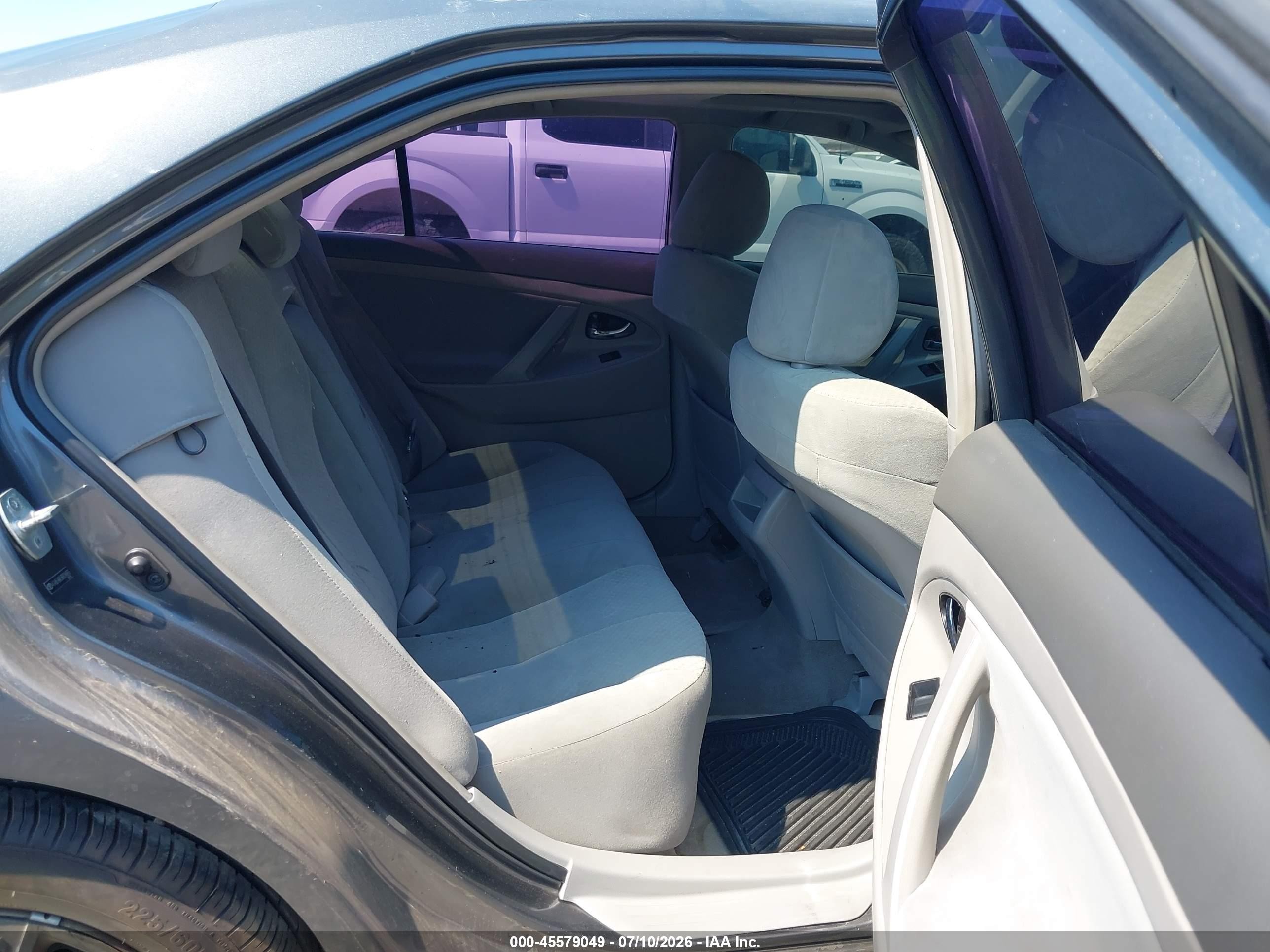 2008 Toyota Camry Le Серый vin: 4T4BE46K58R014976