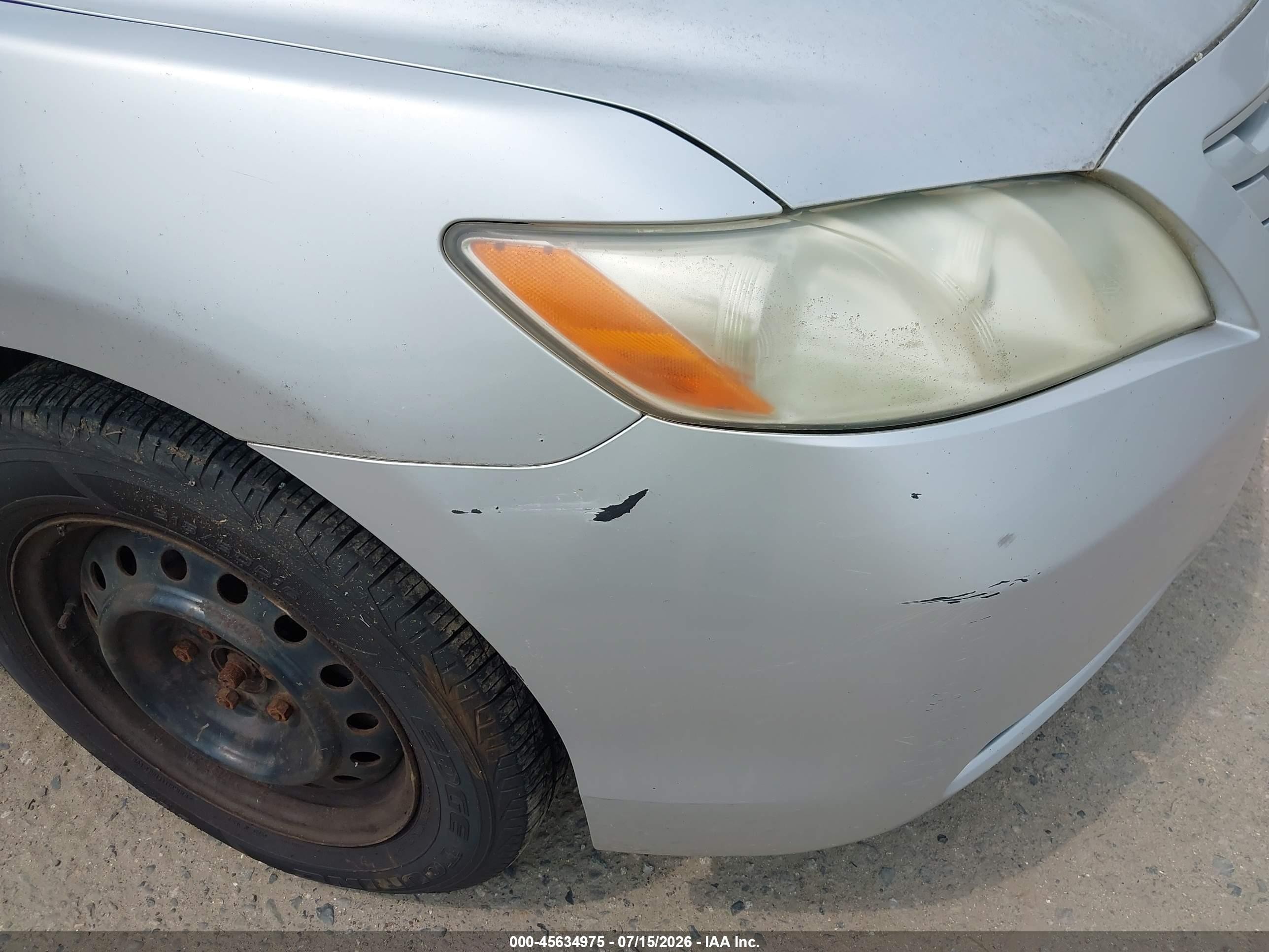 2008 Toyota Camry Le Silver vin: 4T4BE46K58R019840