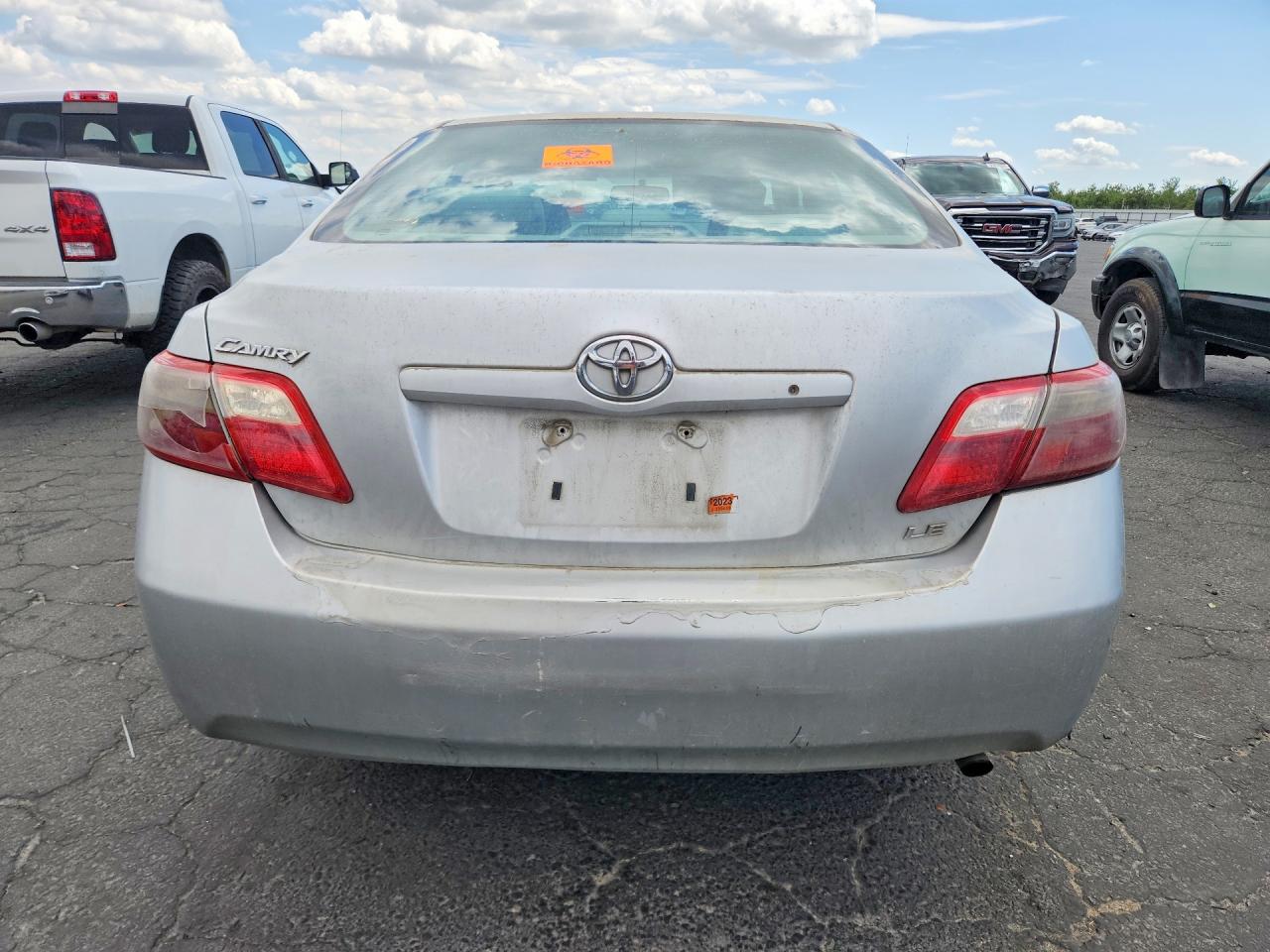 2008 Toyota Camry Le Silver vin: 4T4BE46K58R022236
