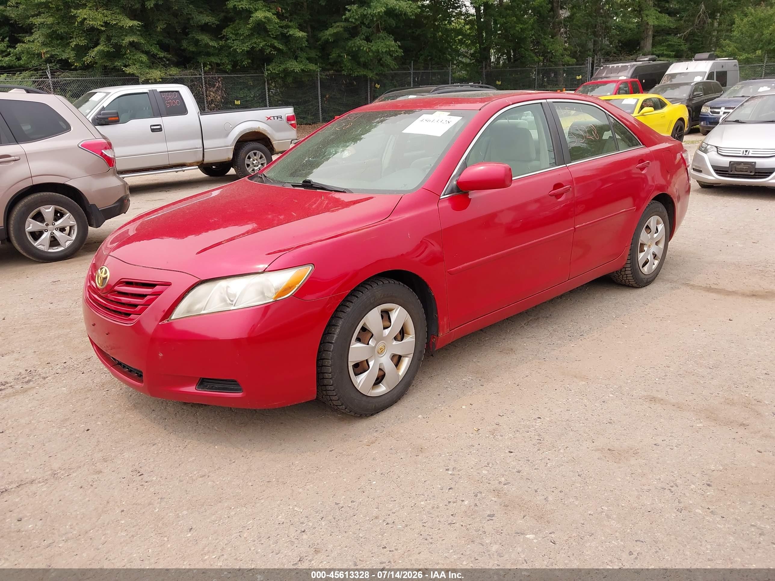 2008 Toyota Camry Le Red vin: 4T4BE46K58R042986