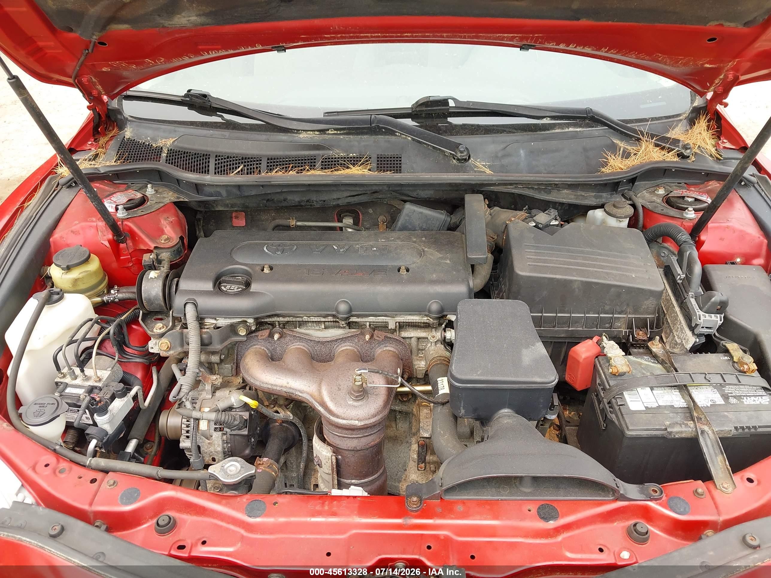 2008 Toyota Camry Le Red vin: 4T4BE46K58R042986