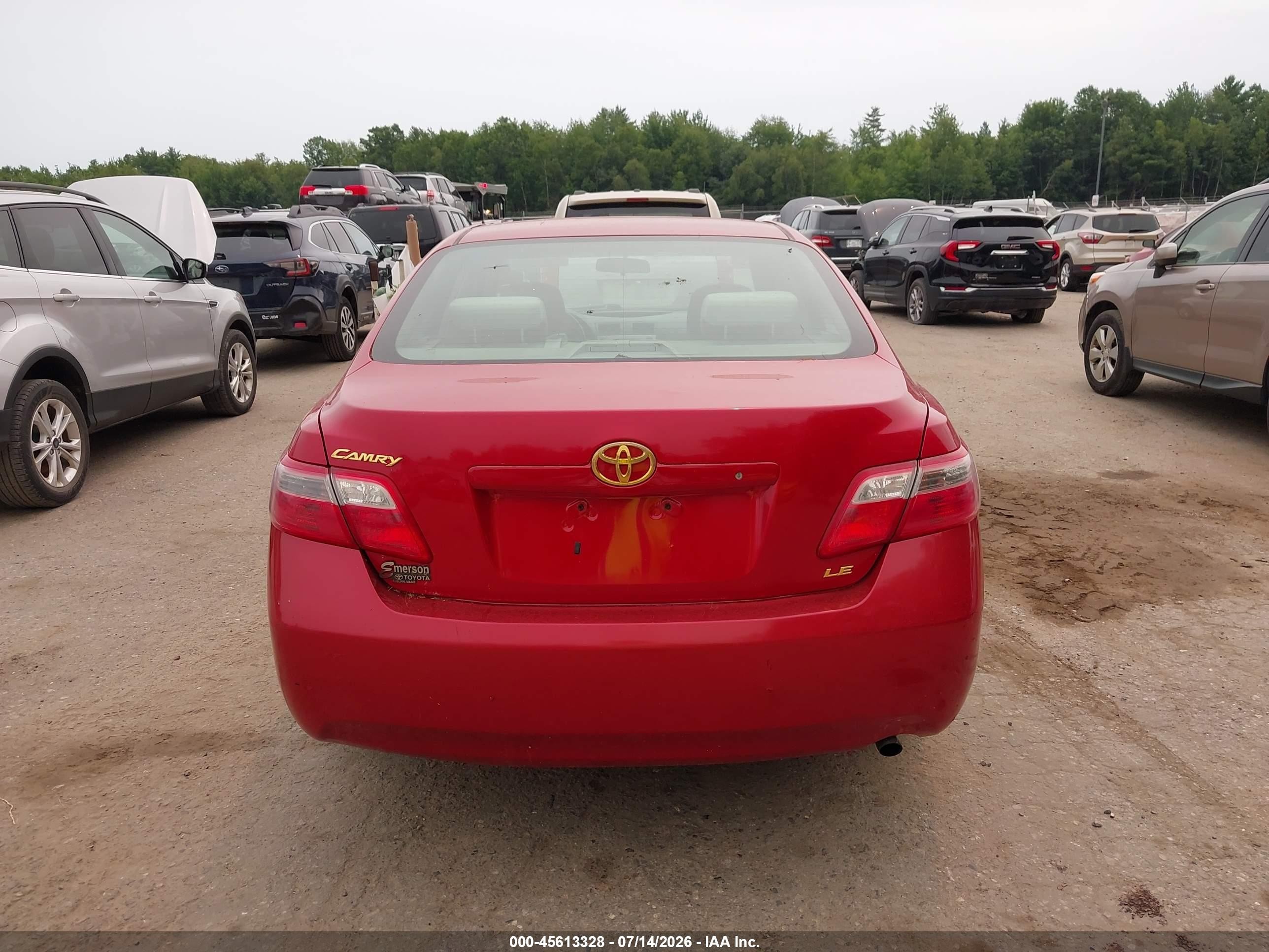 2008 Toyota Camry Le Red vin: 4T4BE46K58R042986