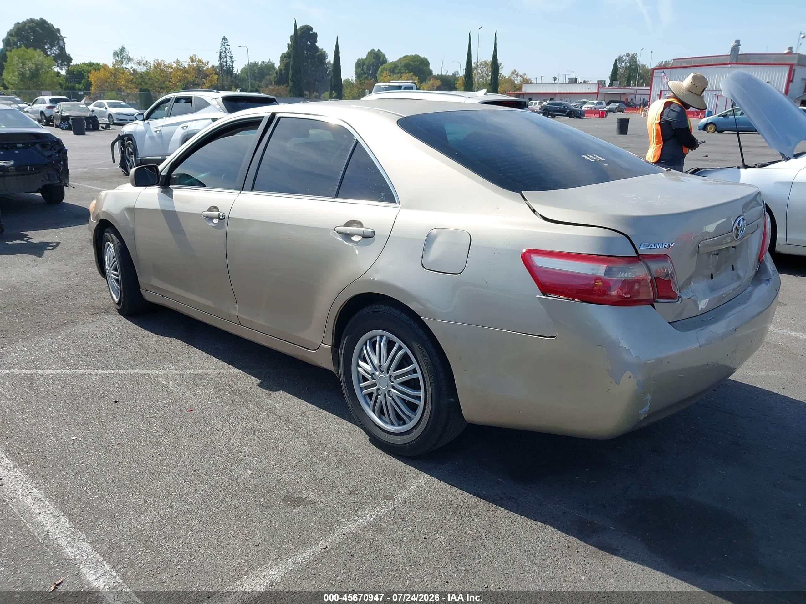 2009 Toyota Camry Le Tan vin: 4T4BE46K59R066044
