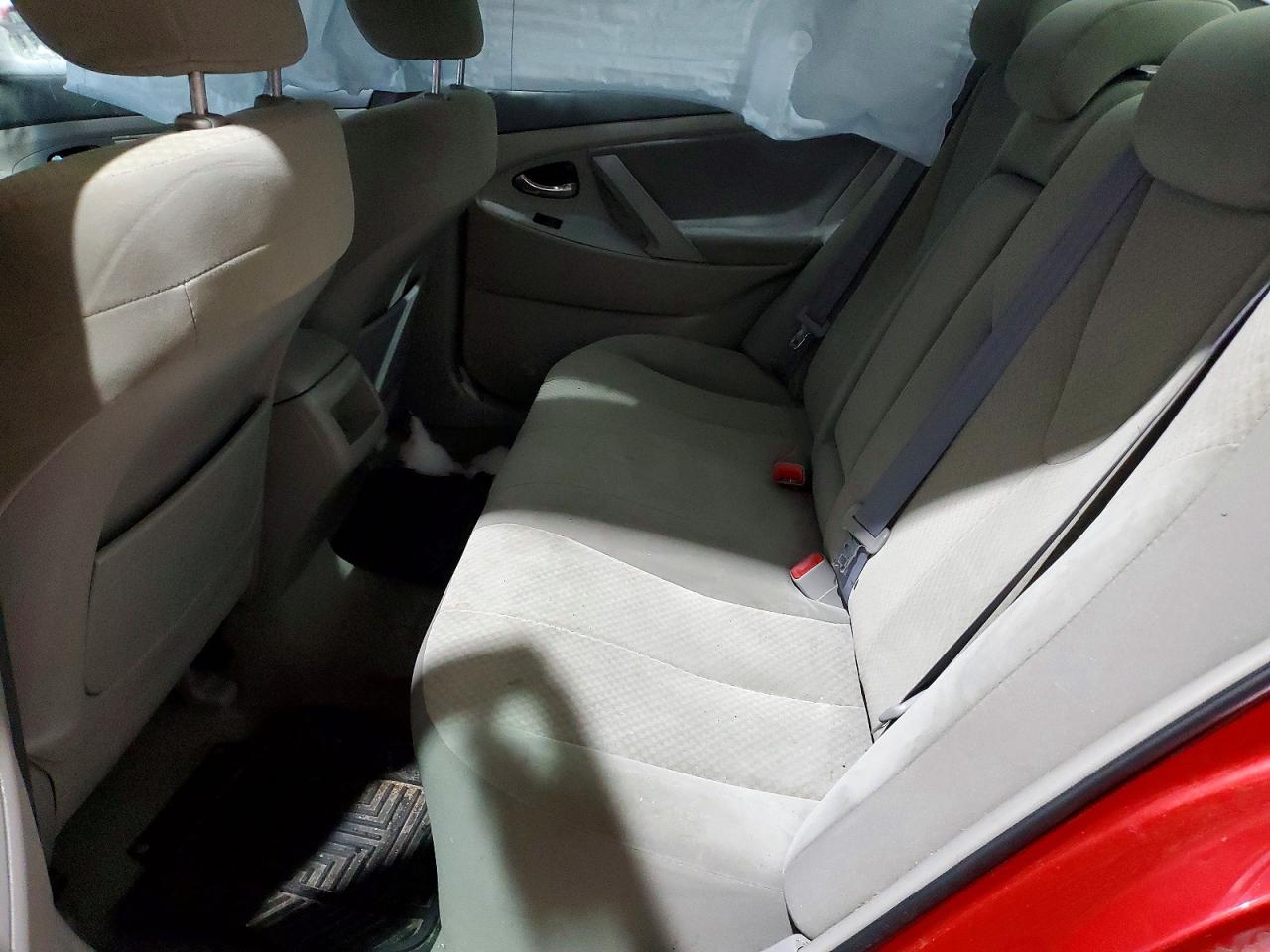 2009 Toyota Camry Base Red vin: 4T4BE46K59R080610