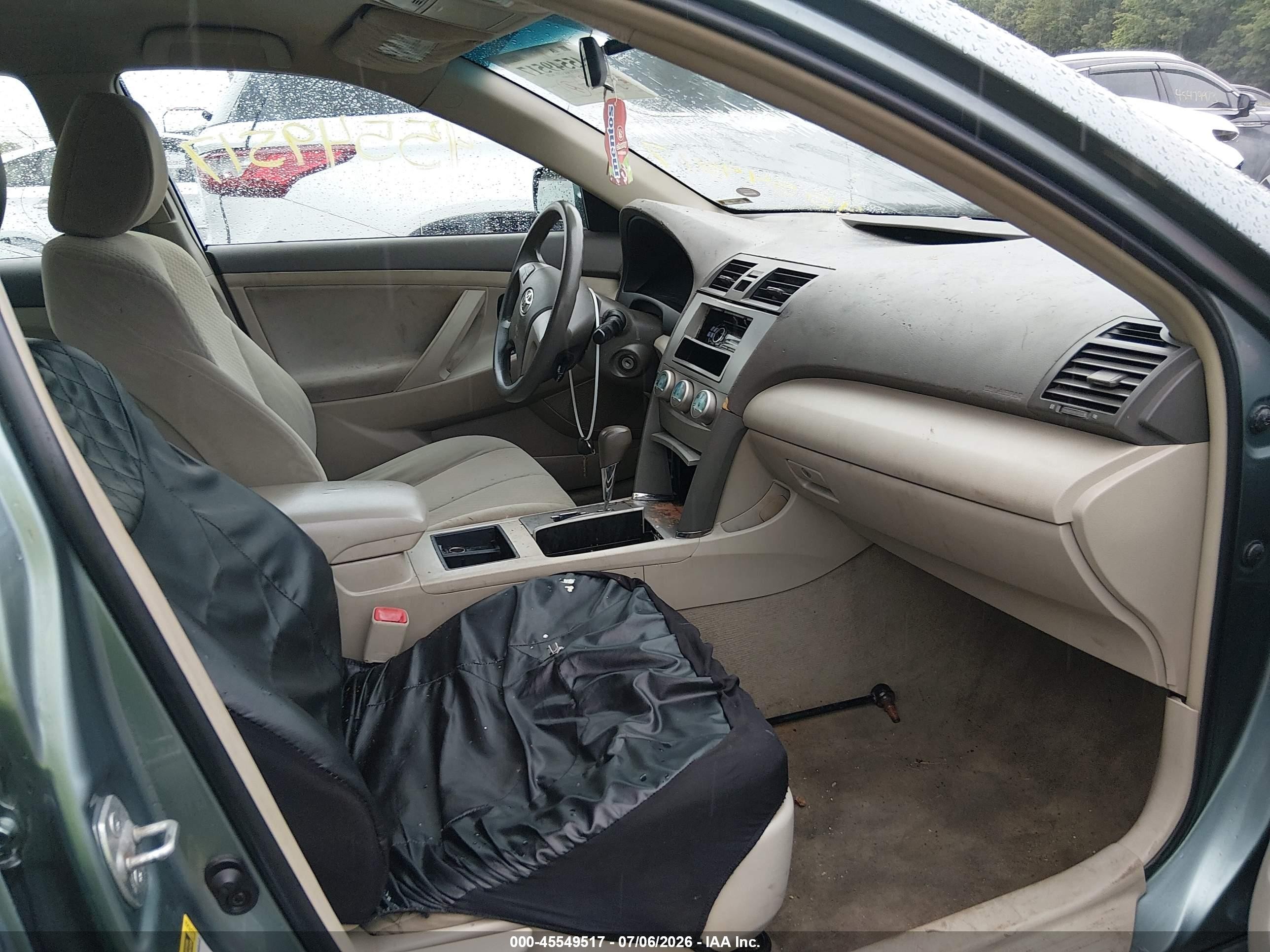 2009 Toyota Camry Le Green vin: 4T4BE46K59R090084