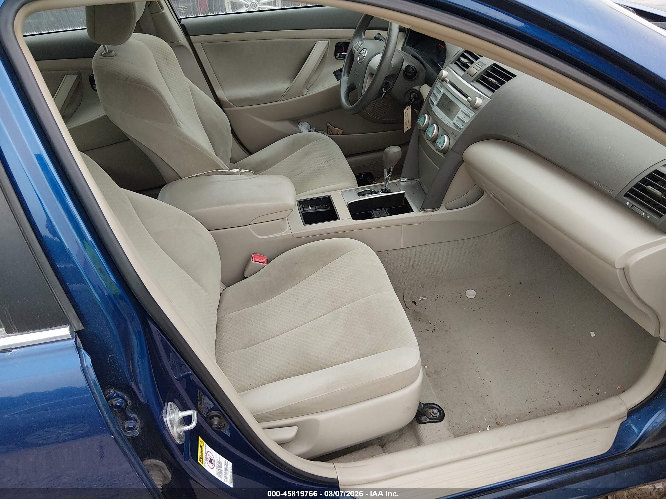 2009 Toyota Camry Le Blue vin: 4T4BE46K59R098590