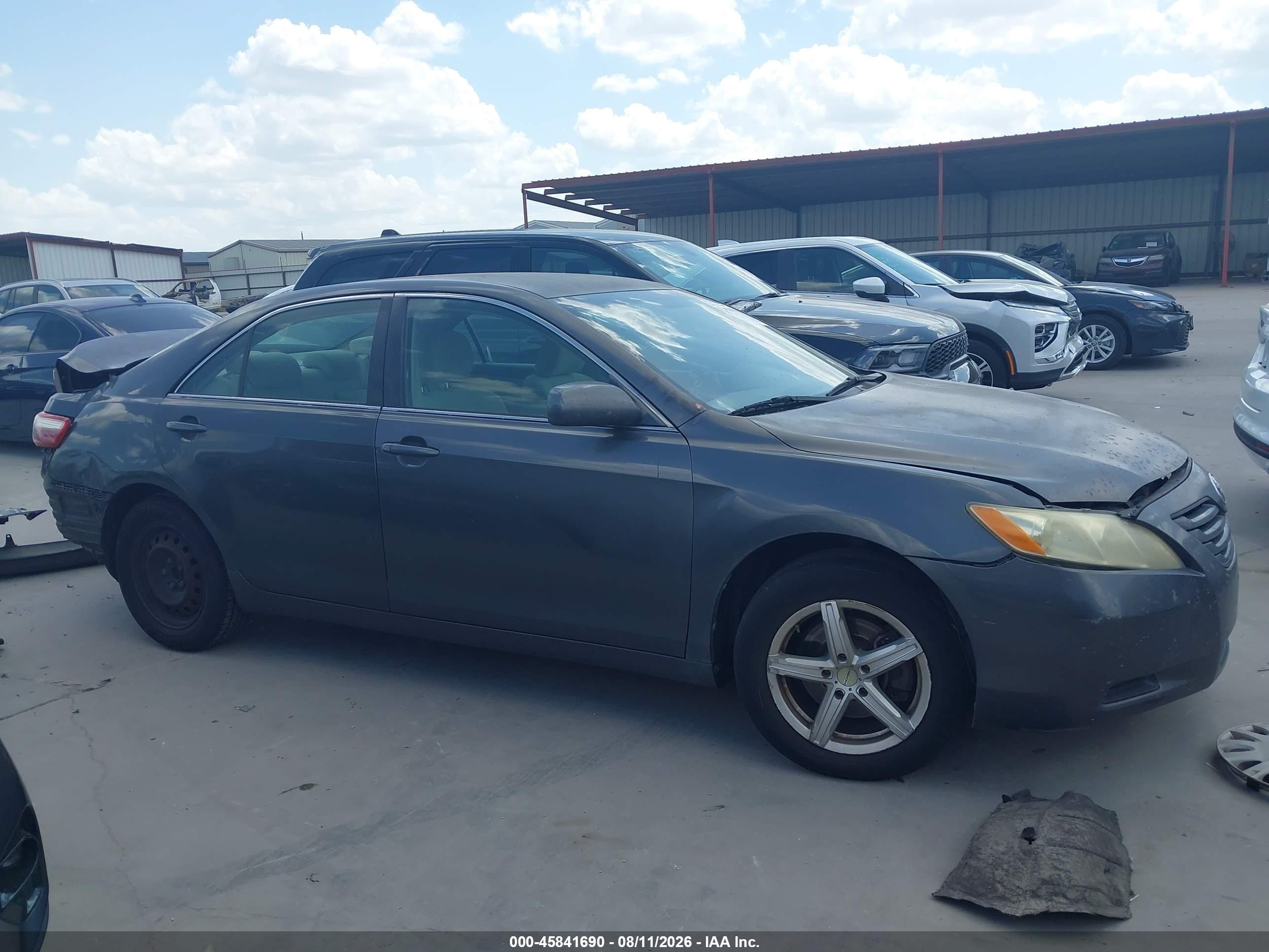 2009 Toyota Camry Le Gray vin: 4T4BE46K59R099853