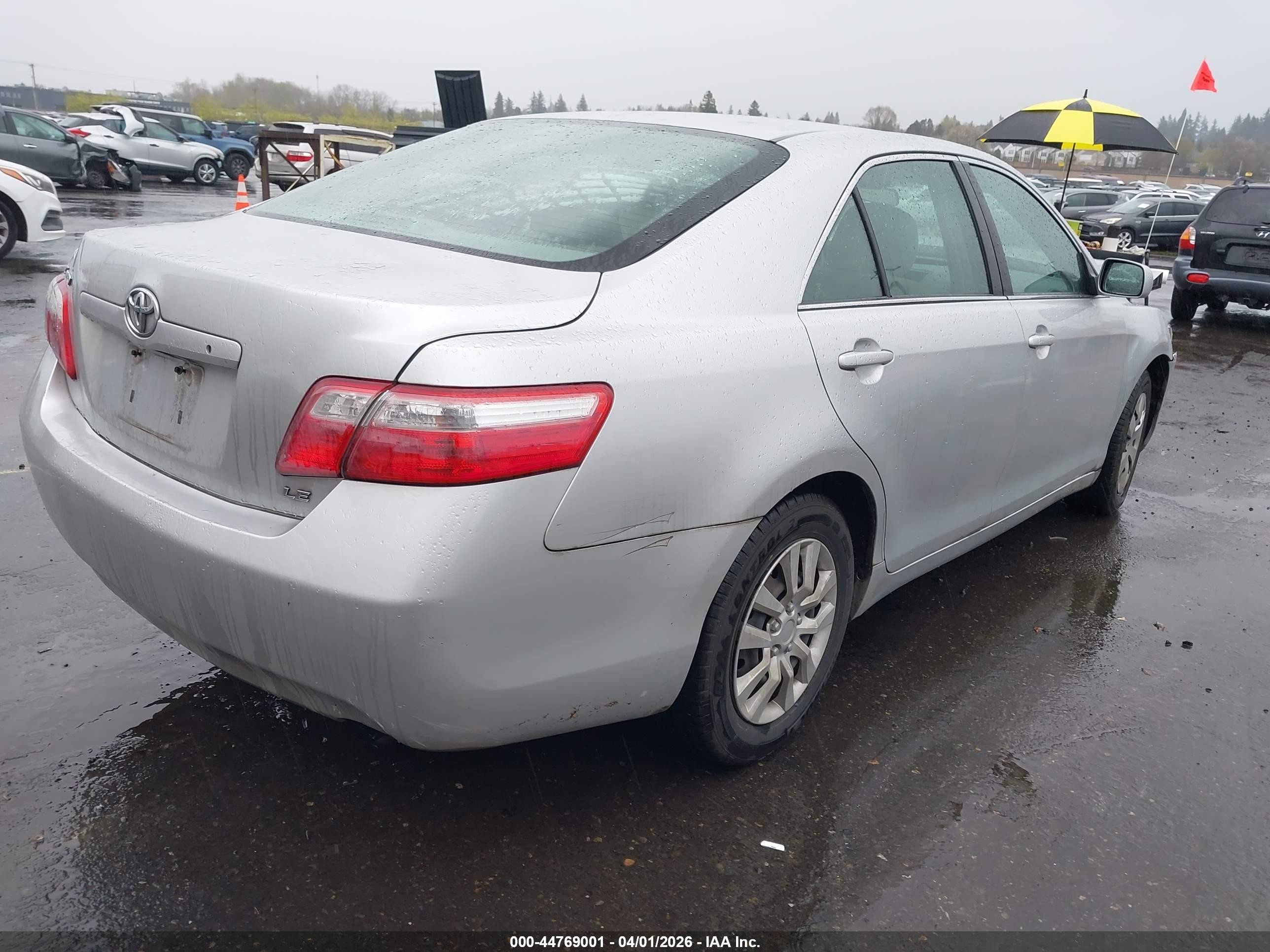 2009 Toyota Camry Le Silver vin: 4T4BE46K59R102332