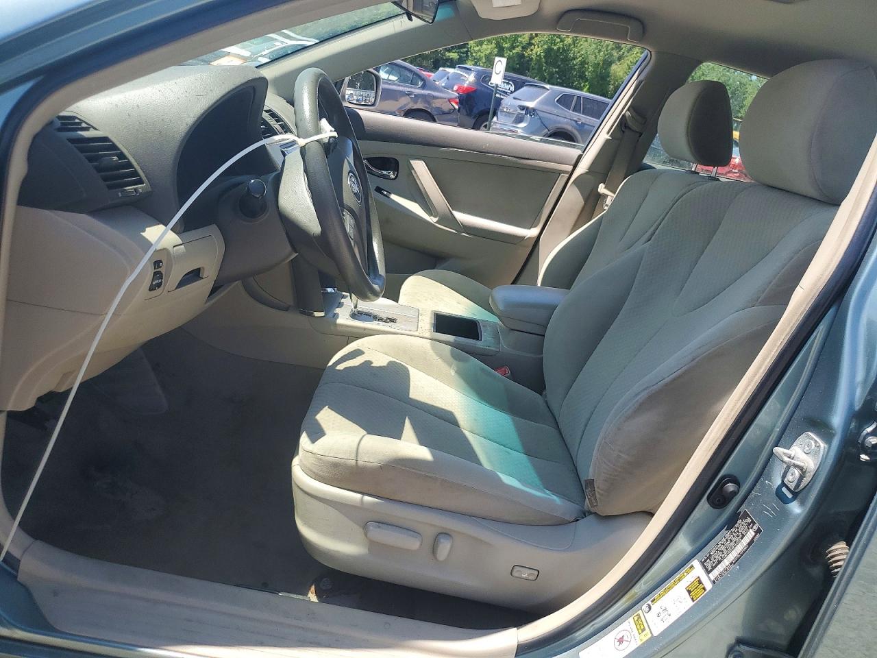 2009 Toyota Camry Le Blue vin: 4T4BE46K59R103528