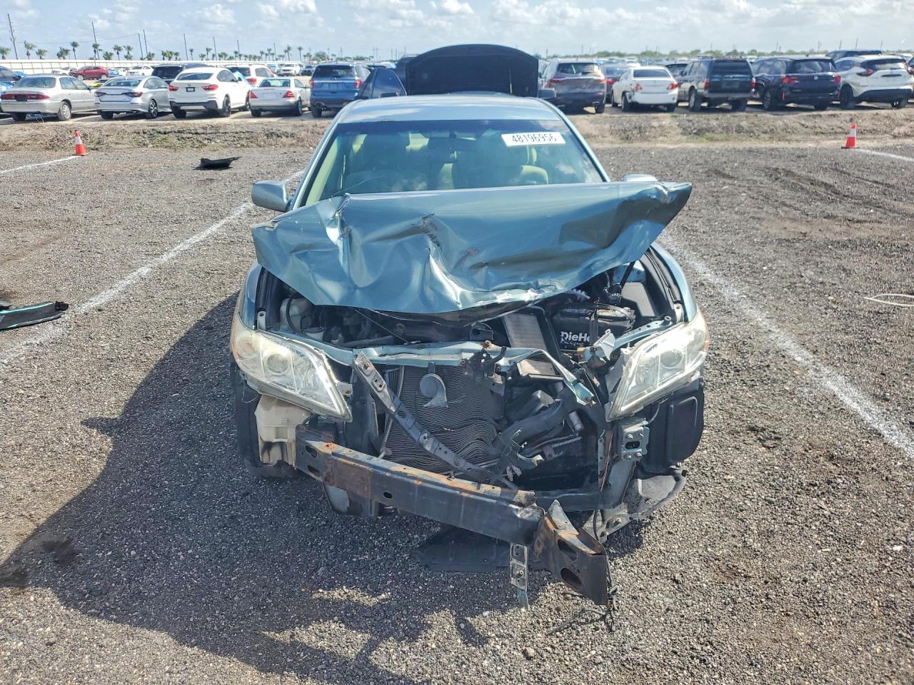 2009 Toyota Camry Le Green vin: 4T4BE46K59R108809