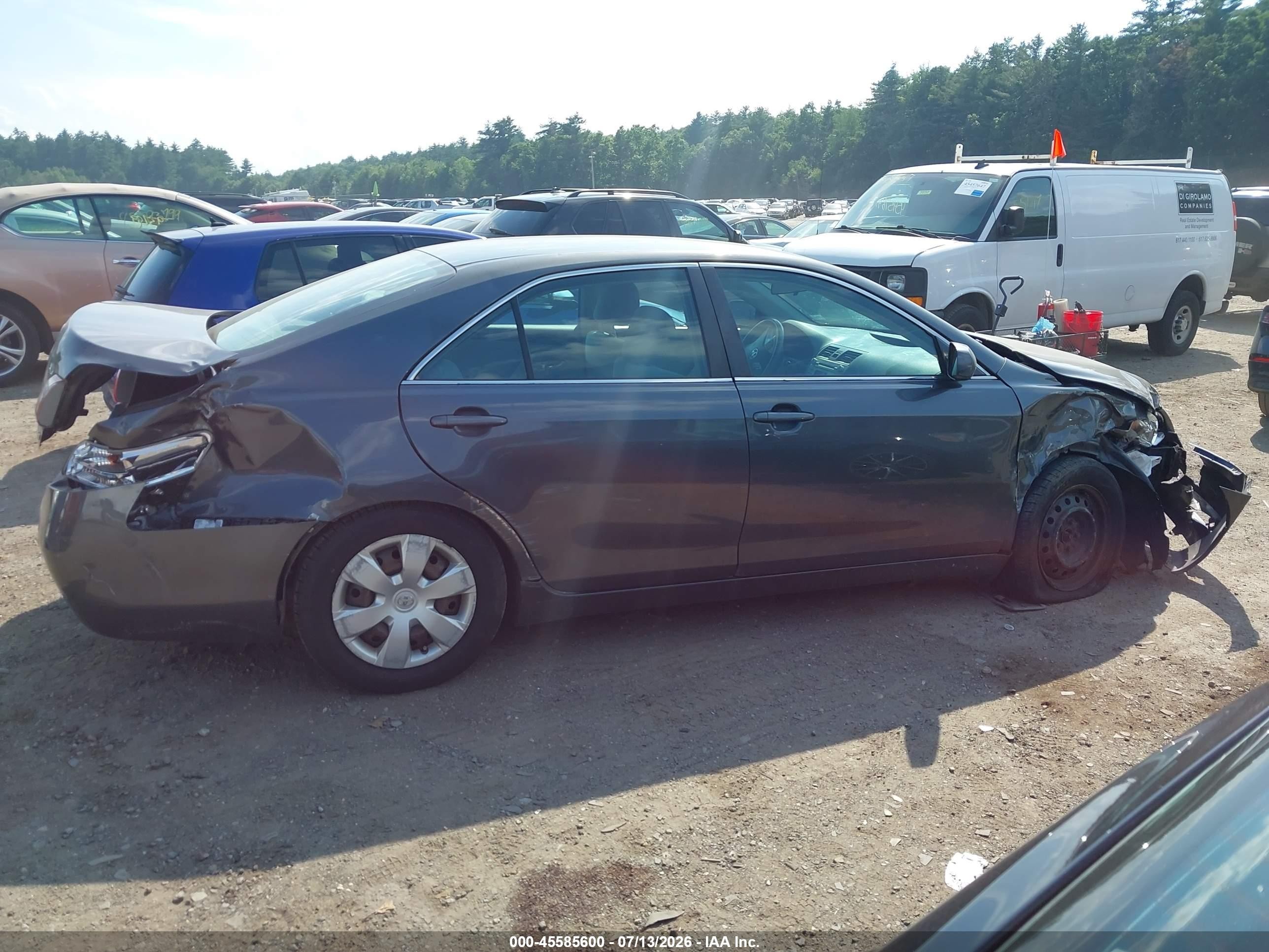 2009 Toyota Camry Le Gray vin: 4T4BE46K59R115372