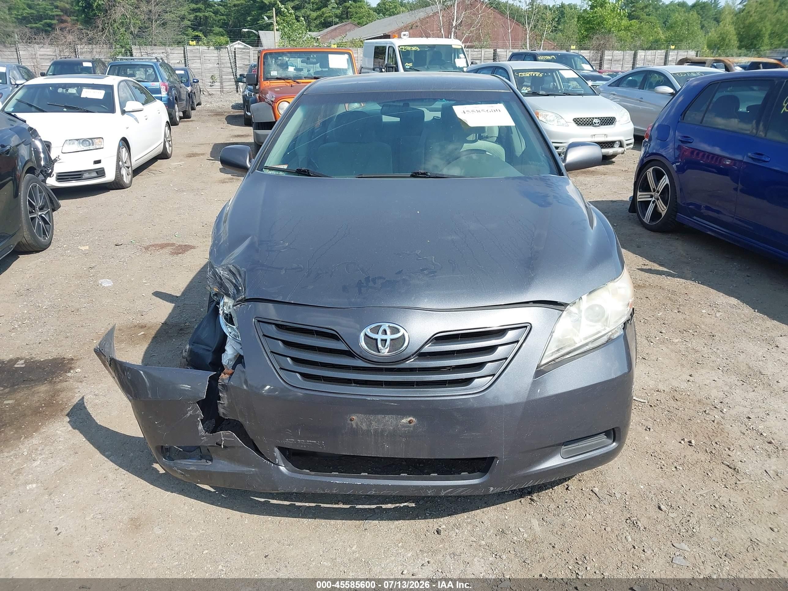 2009 Toyota Camry Le Gray vin: 4T4BE46K59R115372