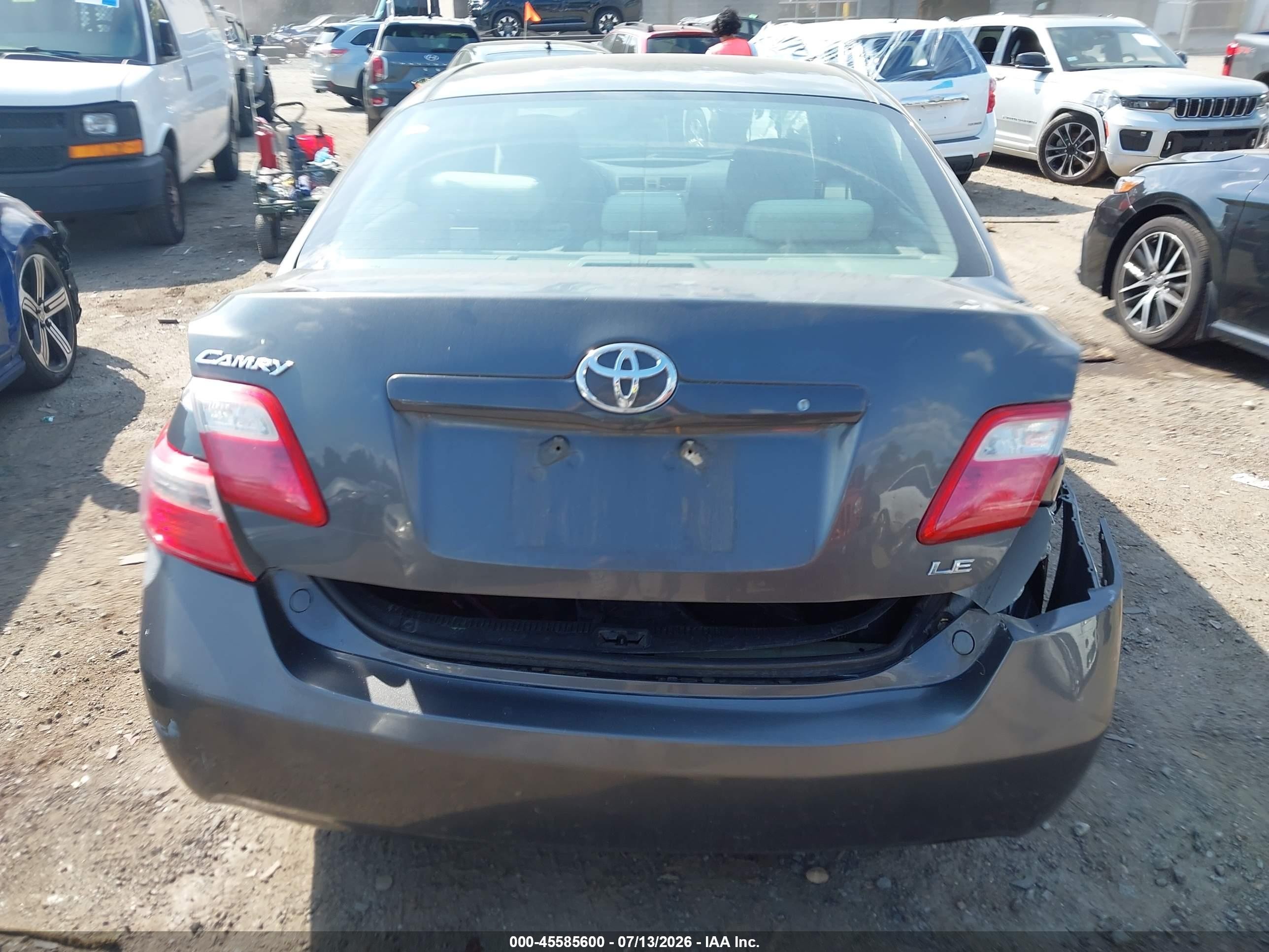 2009 Toyota Camry Le Gray vin: 4T4BE46K59R115372
