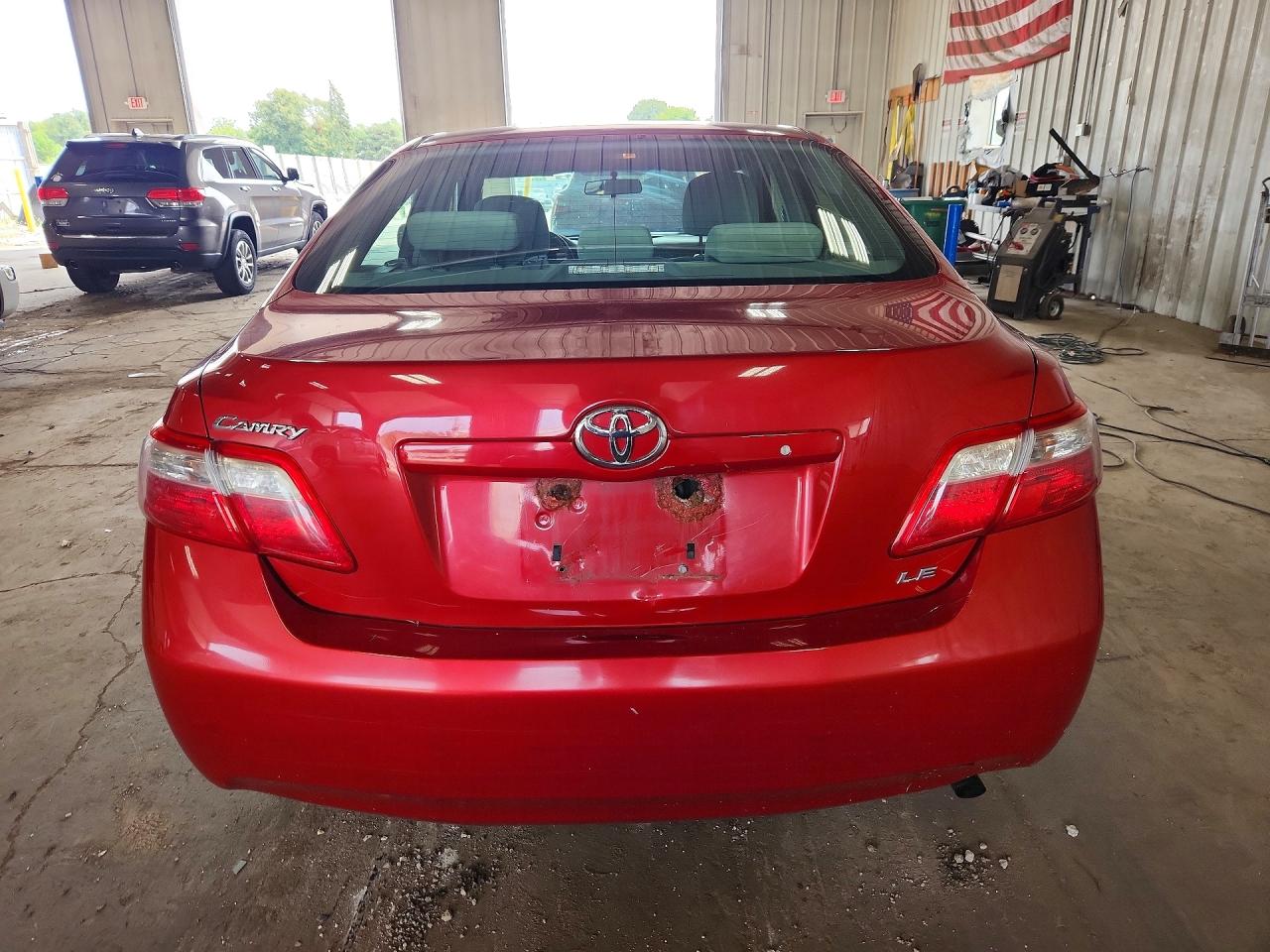 2009 Toyota Camry Le Red vin: 4T4BE46K59R135475