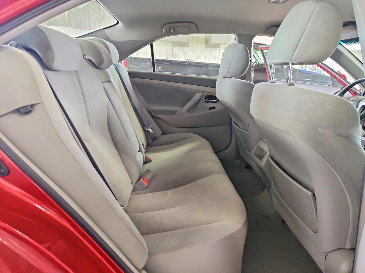 2009 Toyota Camry Le Red vin: 4T4BE46K59R135475