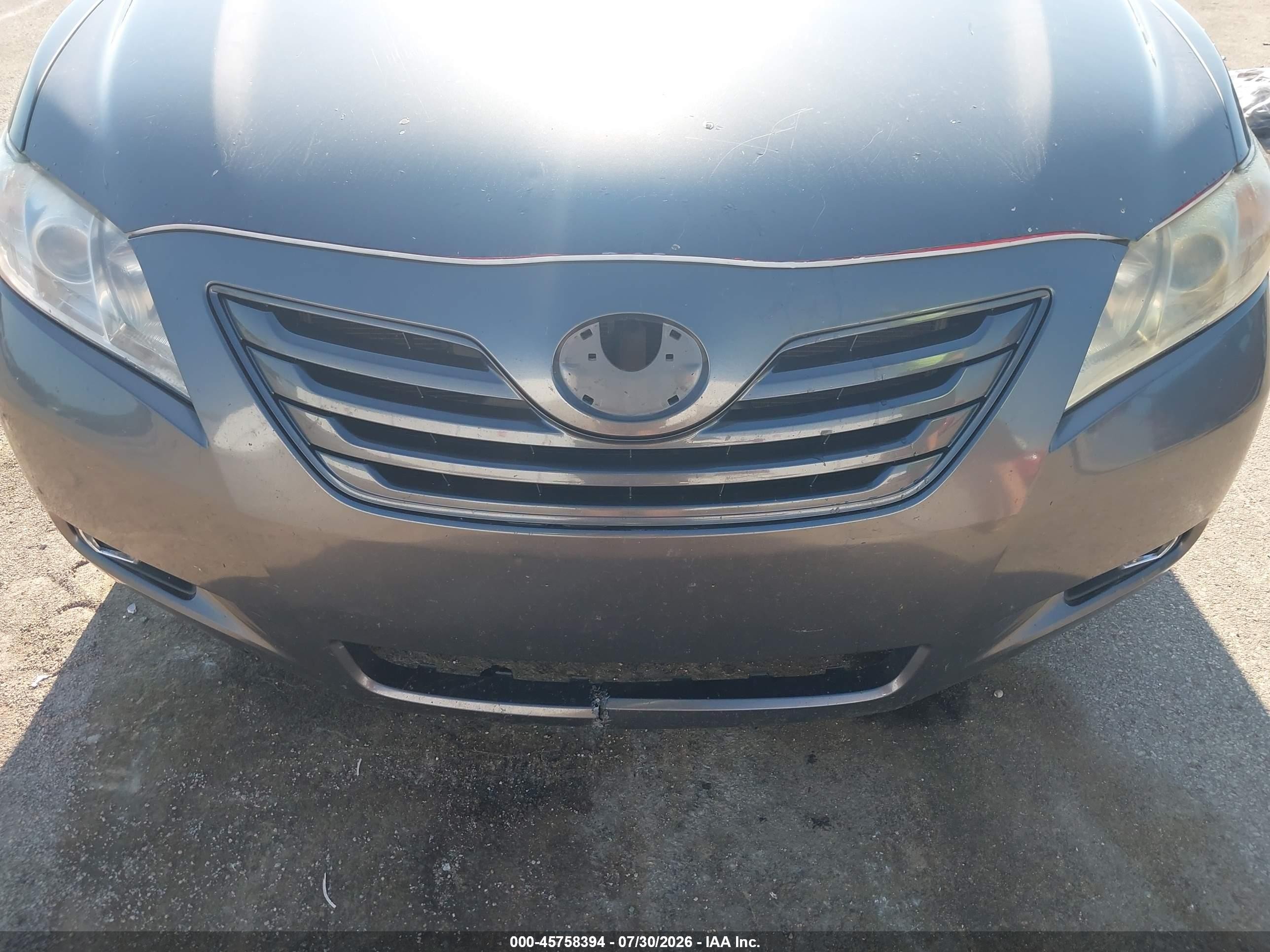 2007 Toyota Camry Le Серый vin: 4T4BE46K67R001832