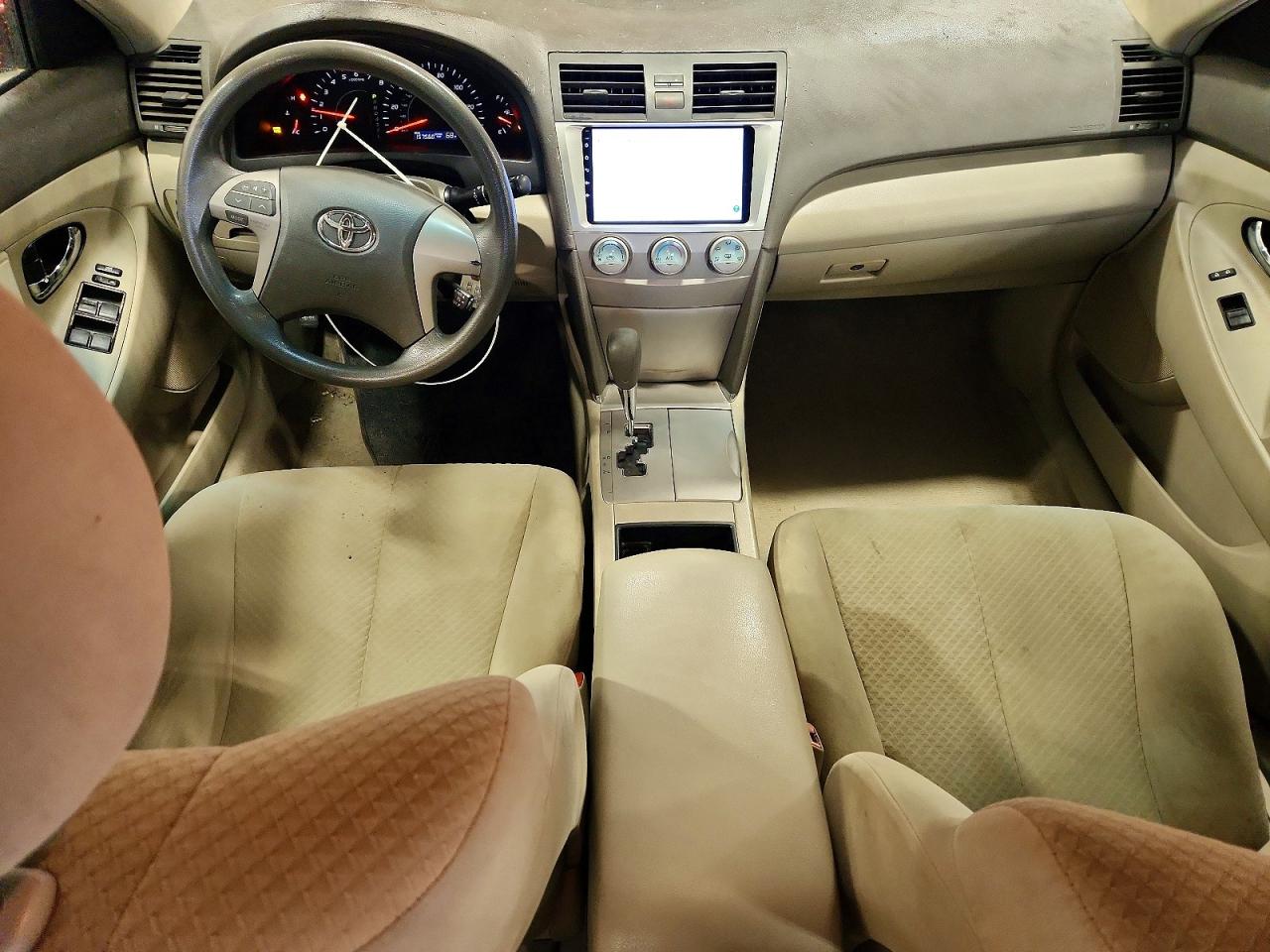 2008 Toyota Camry Le Red vin: 4T4BE46K68R015893