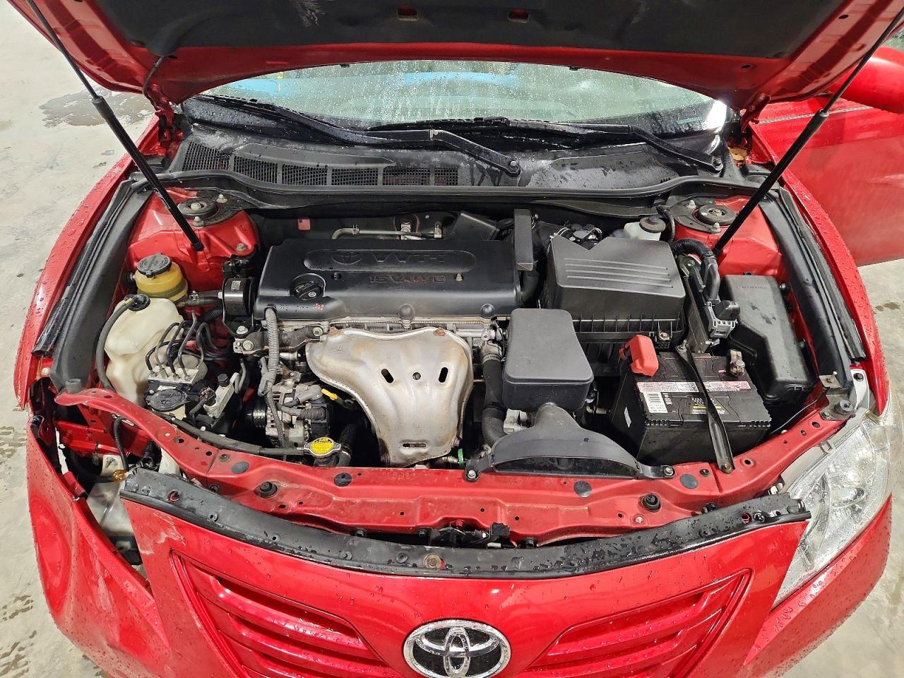2008 Toyota Camry Le Red vin: 4T4BE46K68R015893