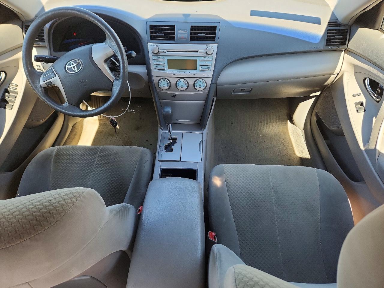2008 Toyota Camry Le Blue vin: 4T4BE46K68R020737