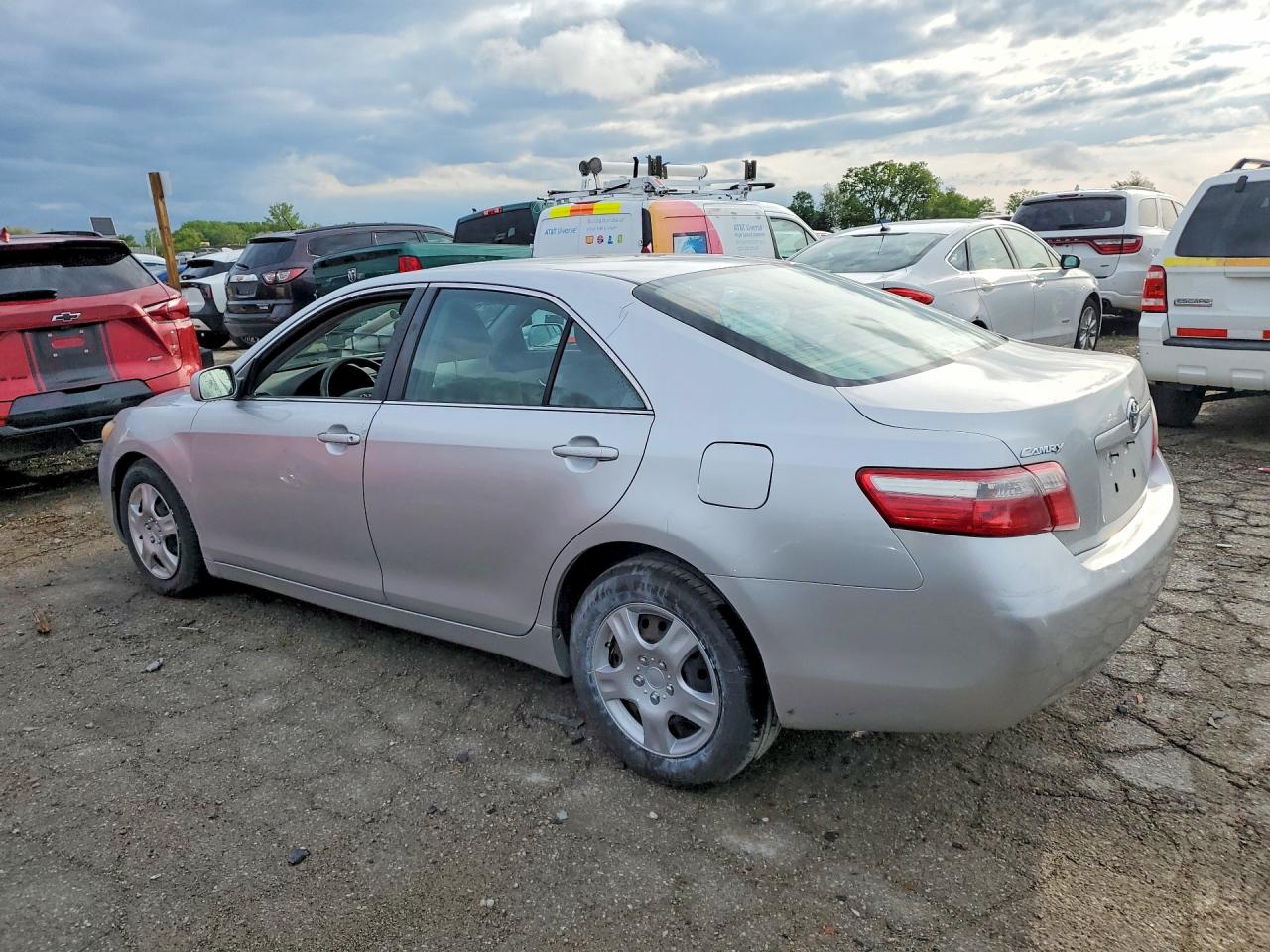 2008 Toyota Camry Le Серебряный vin: 4T4BE46K68R032502