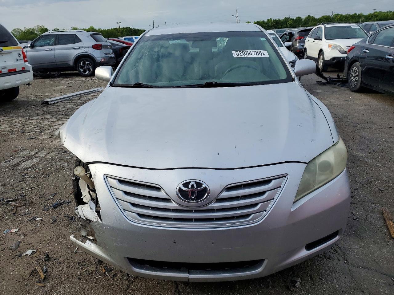 2008 Toyota Camry Le Серебряный vin: 4T4BE46K68R032502