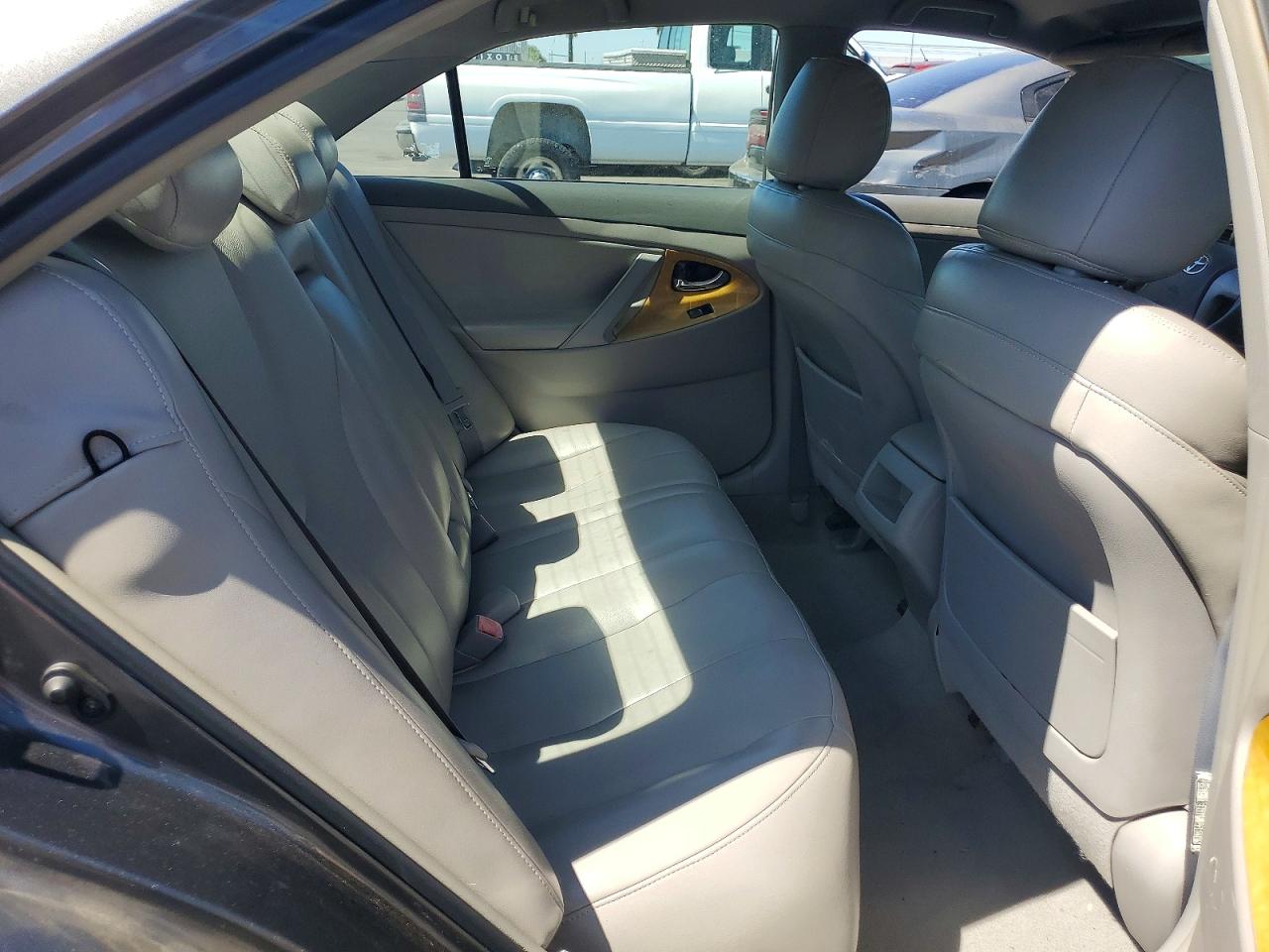 2008 Toyota Camry Le Gray vin: 4T4BE46K68R043483