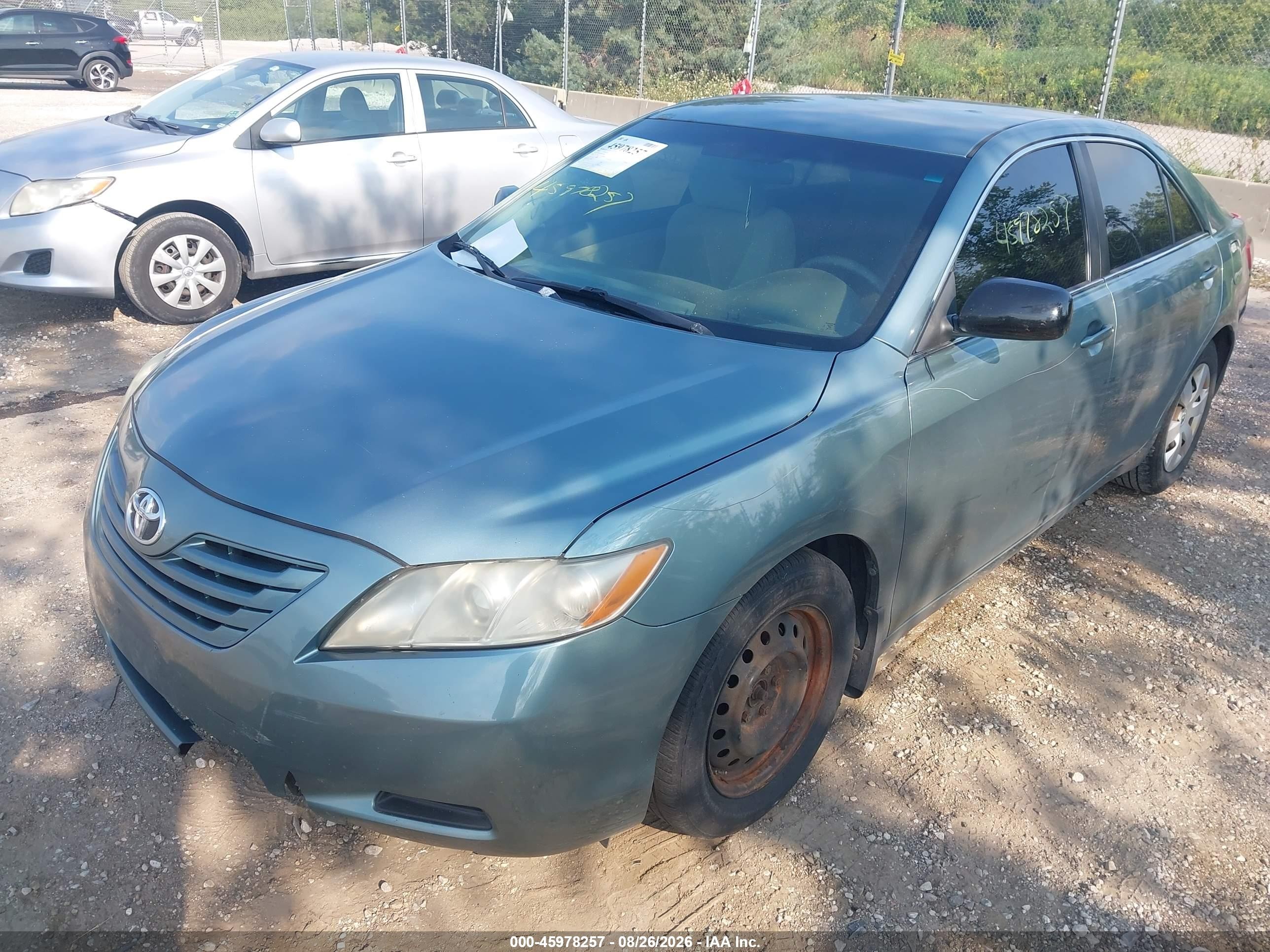 2009 Toyota Camry Le Gray vin: 4T4BE46K69R054842