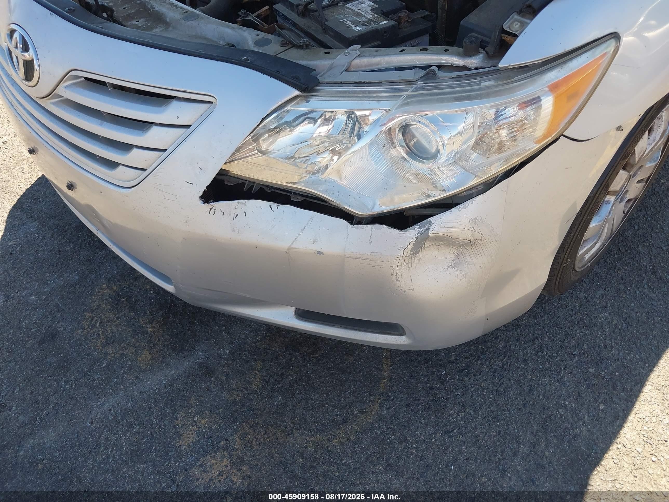 2009 Toyota Camry Le Silver vin: 4T4BE46K69R070443