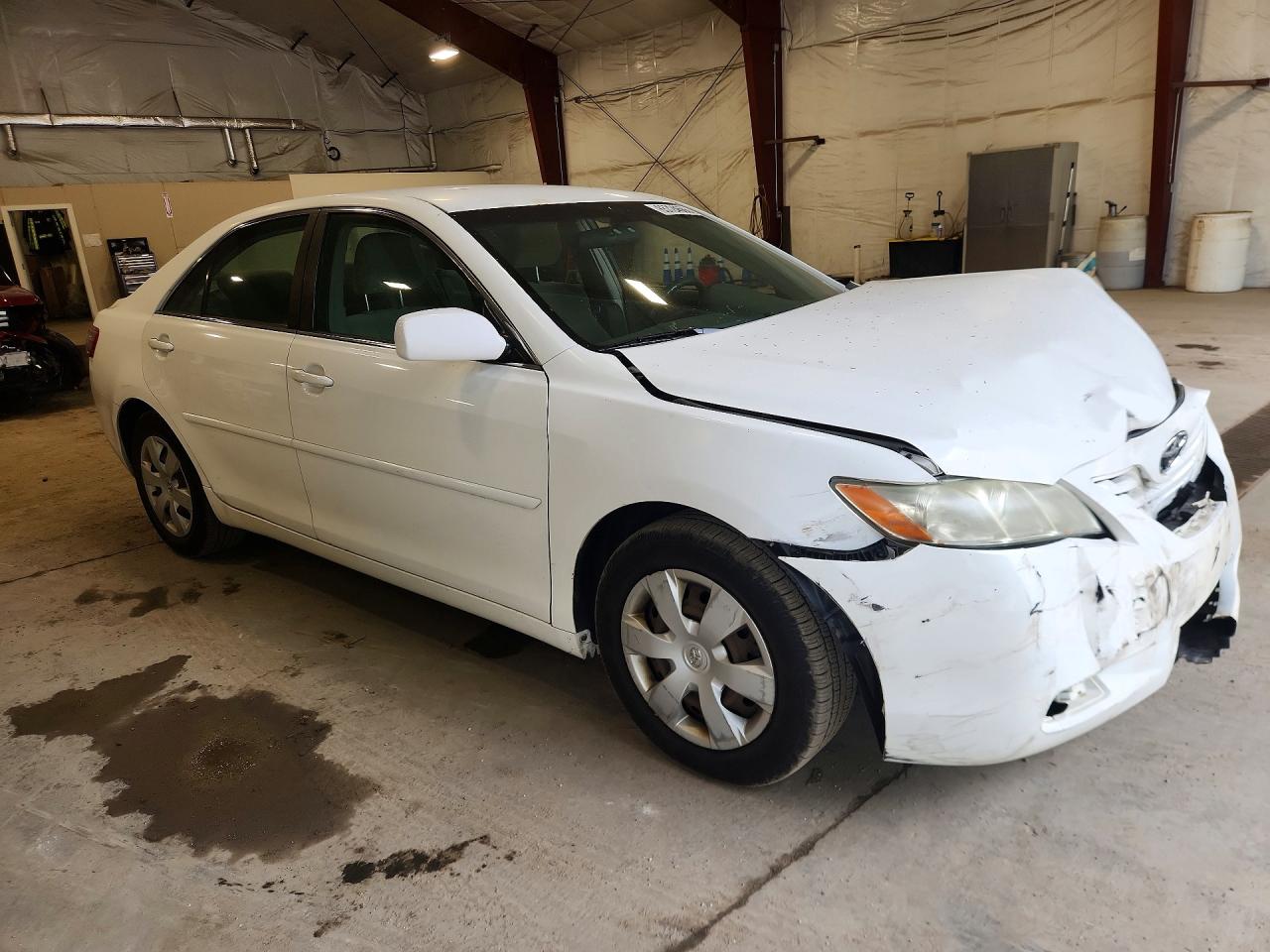 2009 Toyota Camry Le White vin: 4T4BE46K69R074685