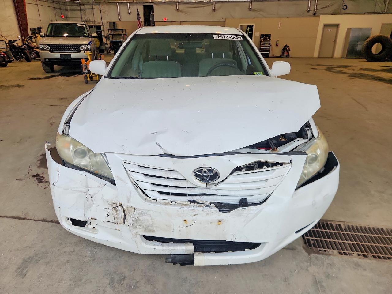 2009 Toyota Camry Le White vin: 4T4BE46K69R074685