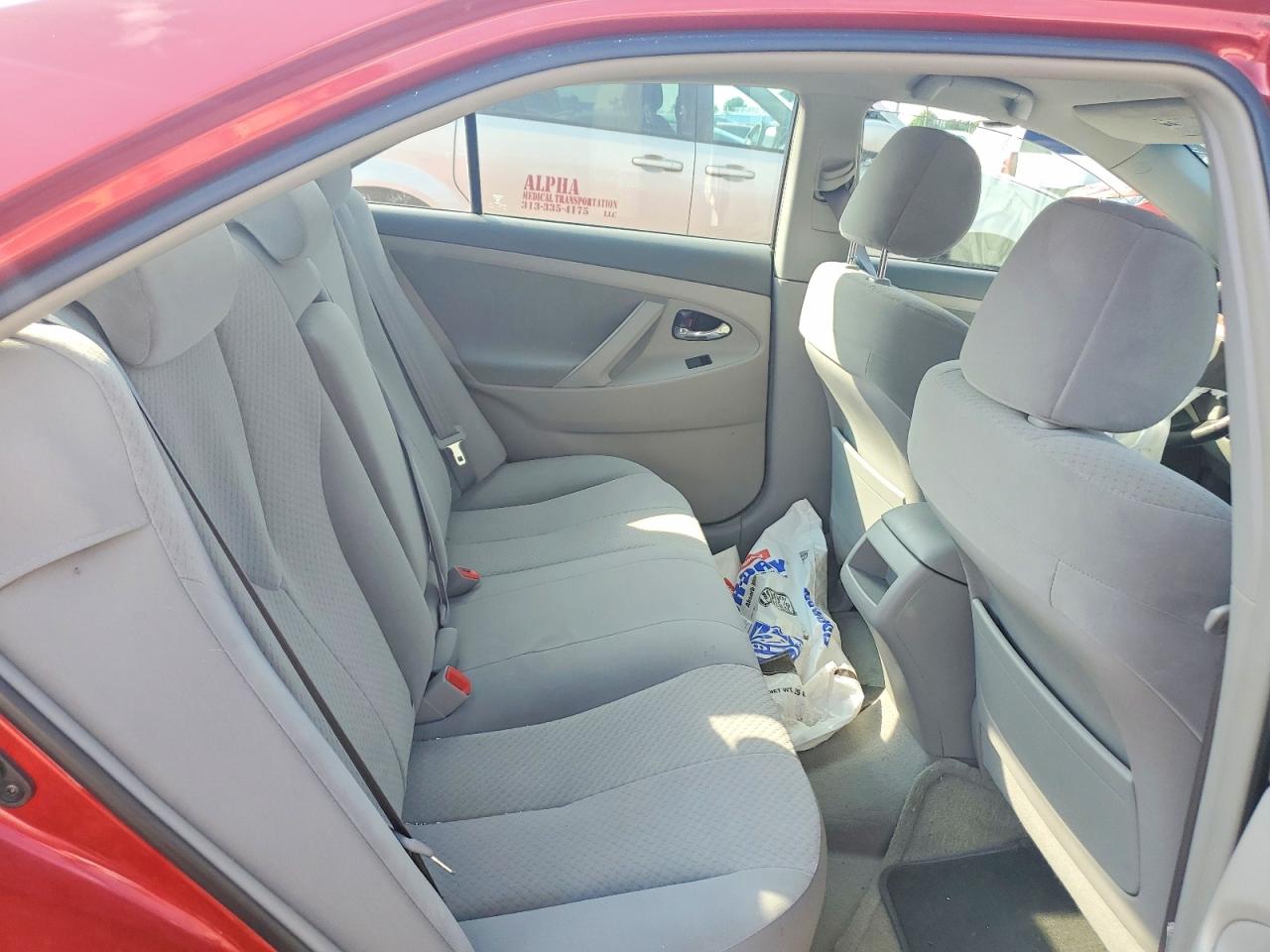 2009 Toyota Camry Le Red vin: 4T4BE46K69R082172