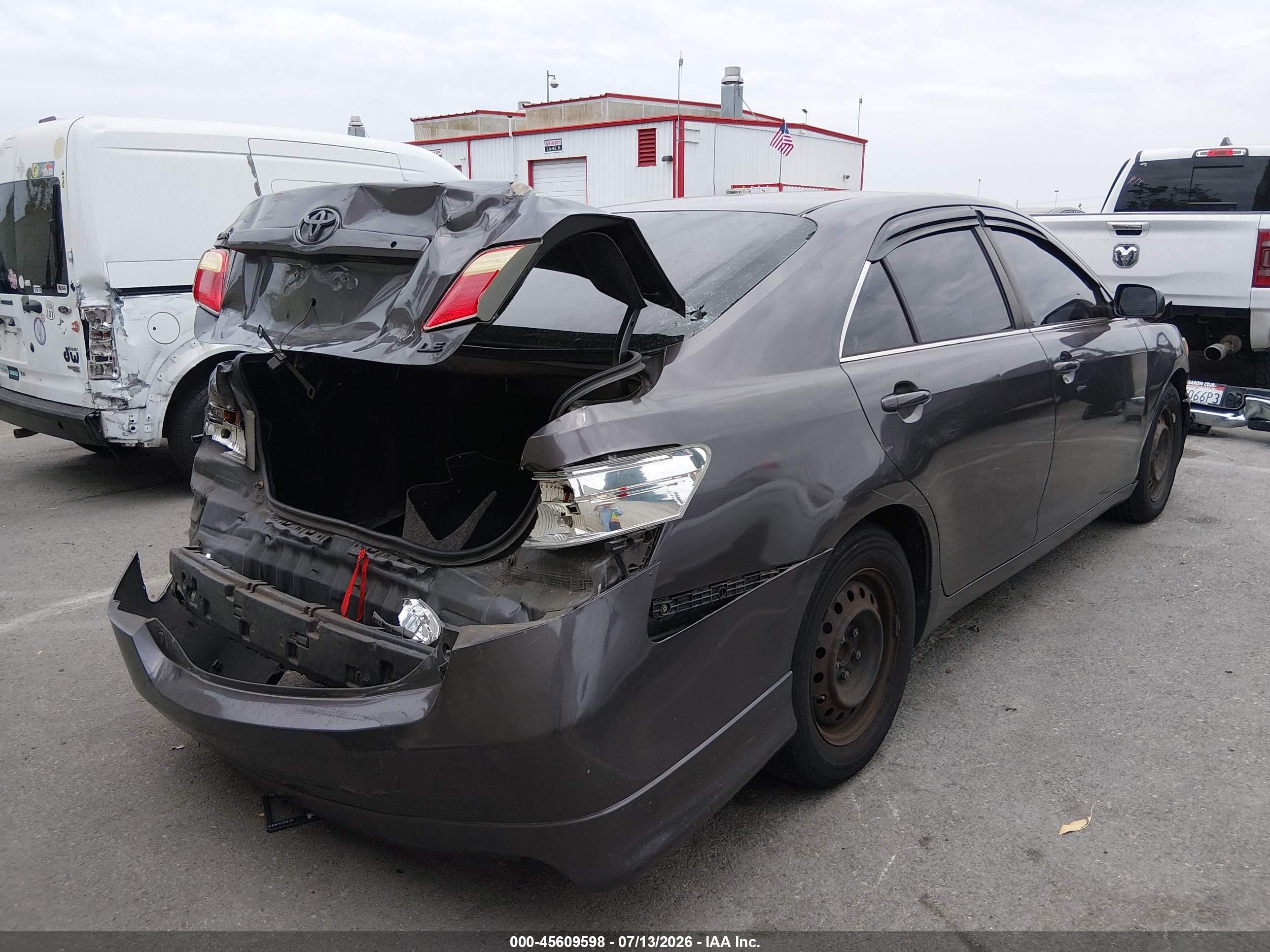 2009 Toyota Camry Le Gray vin: 4T4BE46K69R089056