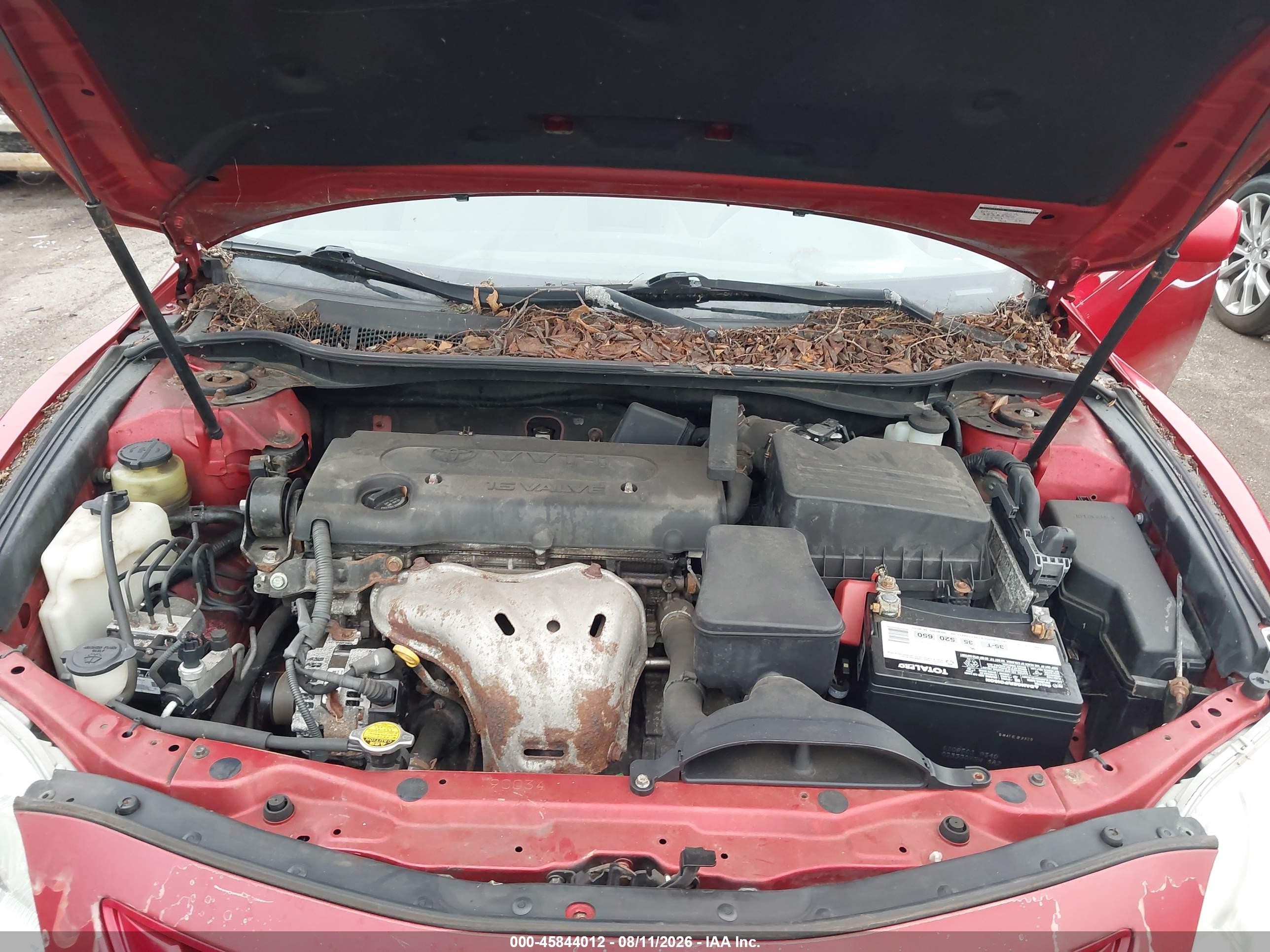 2009 Toyota Camry Le Red vin: 4T4BE46K69R090899