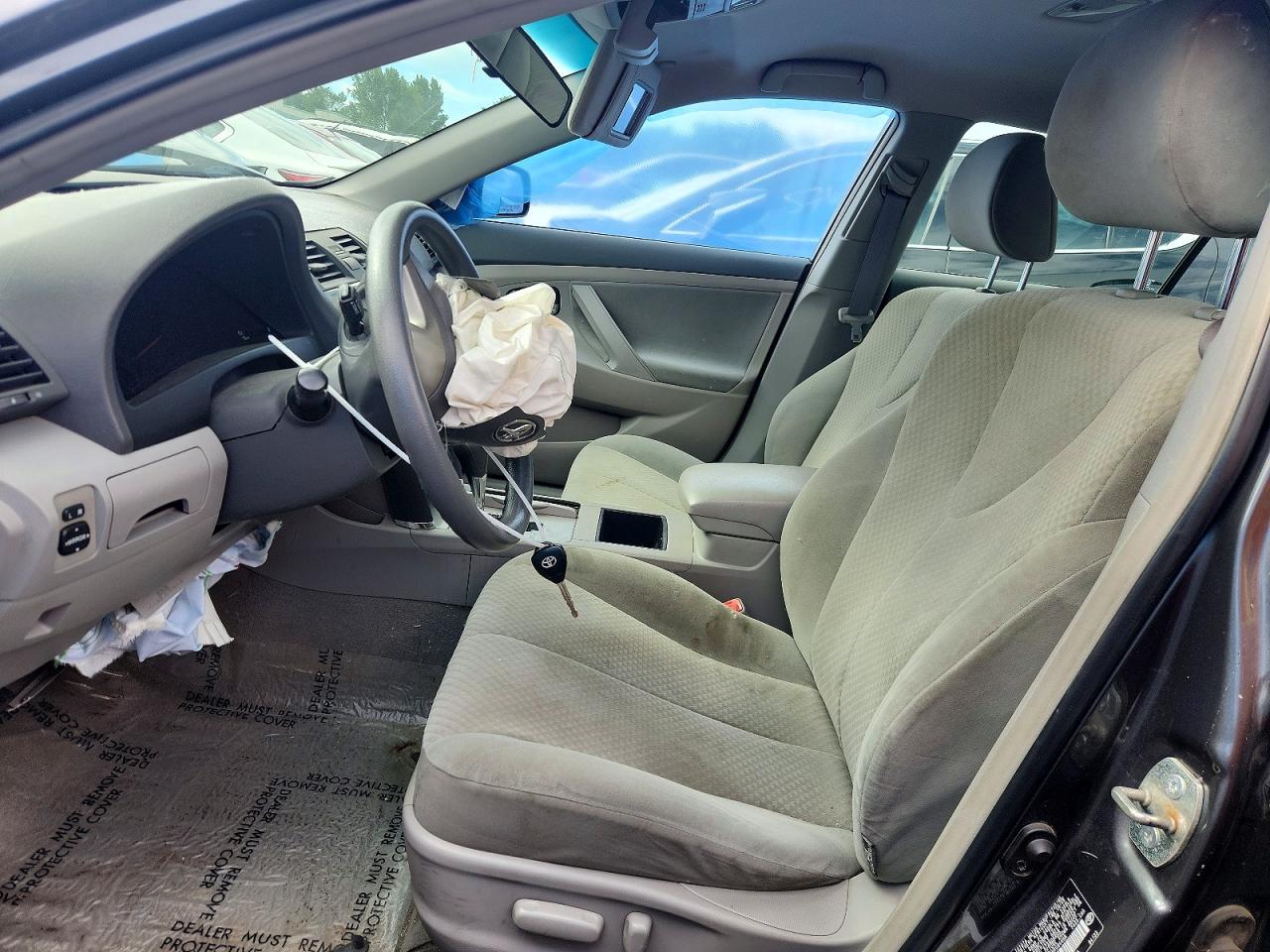 2009 Toyota Camry Le Gray vin: 4T4BE46K69R094998