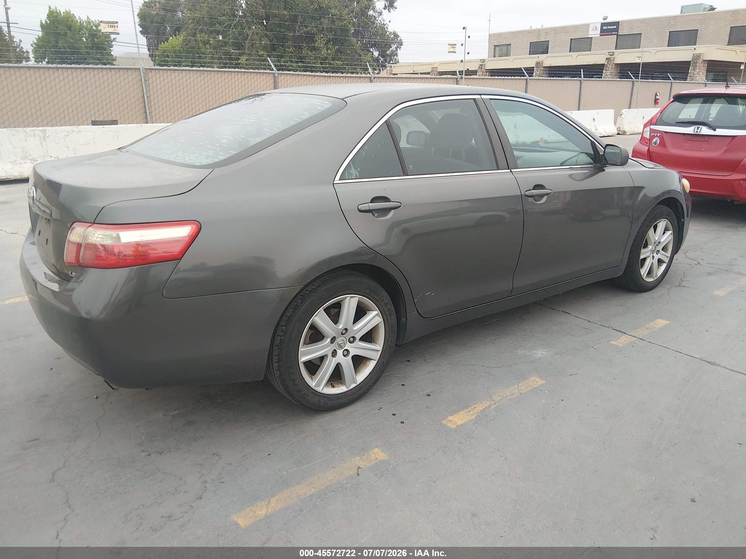 2009 Toyota Camry Le Gray vin: 4T4BE46K69R098923