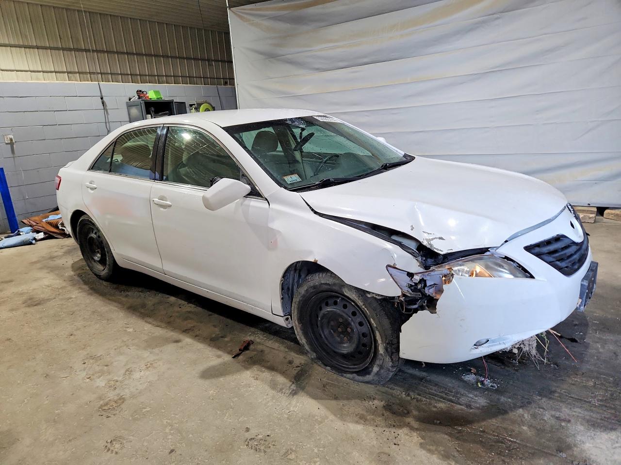 2009 Toyota Camry Base White vin: 4T4BE46K69R111587