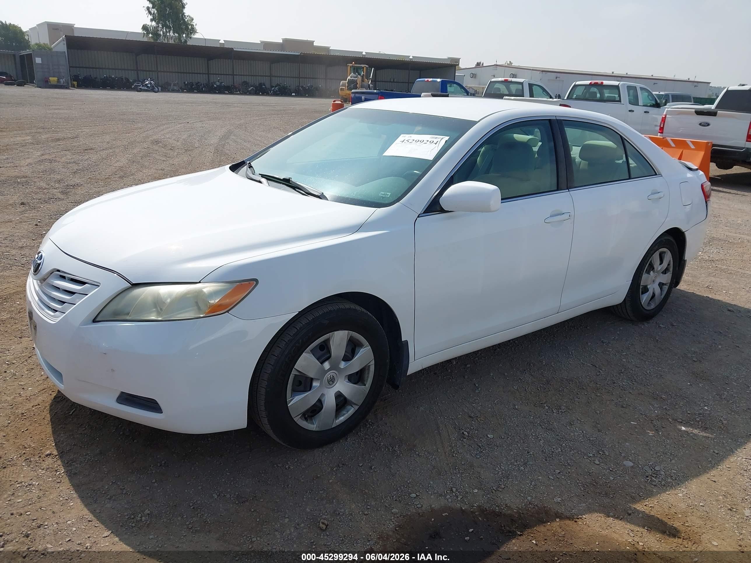 2009 Toyota Camry Le Белый vin: 4T4BE46K69R112450