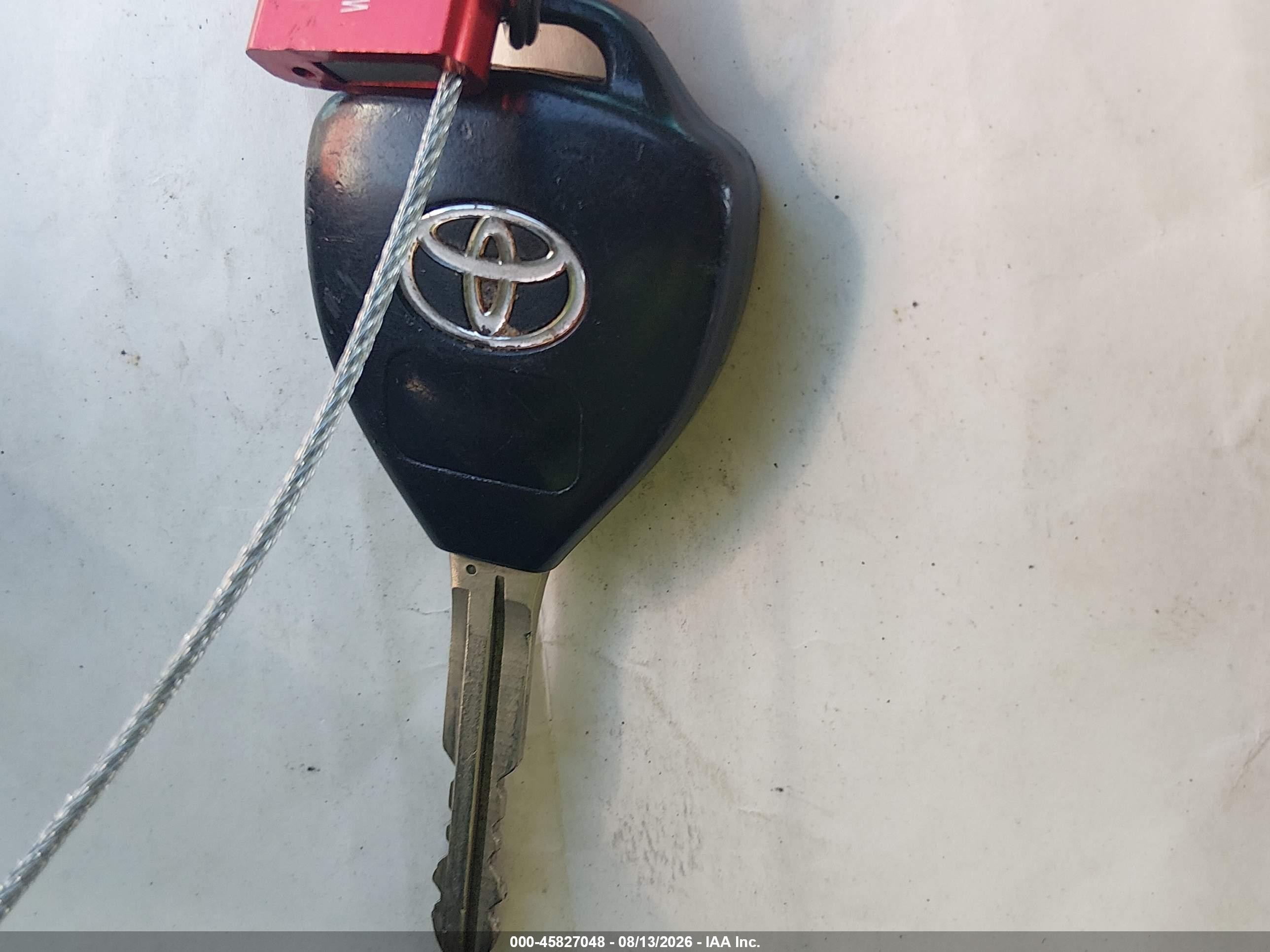2009 Toyota Camry Le White vin: 4T4BE46K69R135758