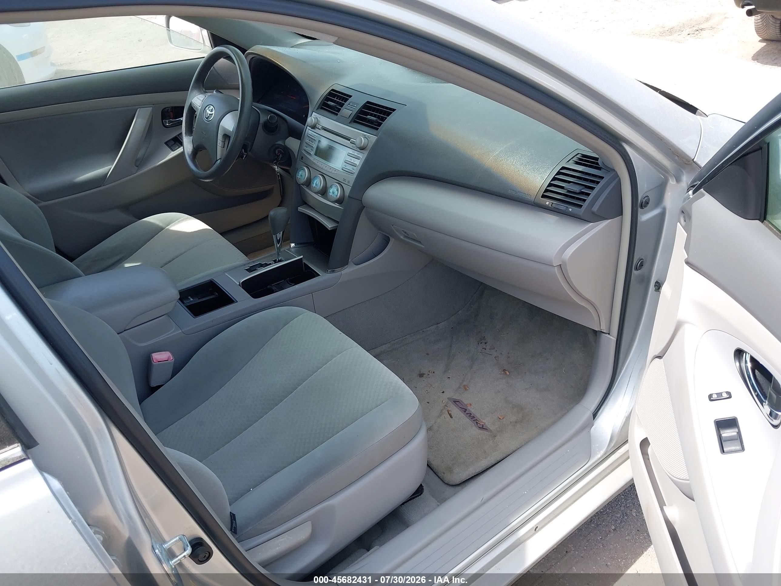 2007 Toyota Camry Le Gray vin: 4T4BE46K77R001791