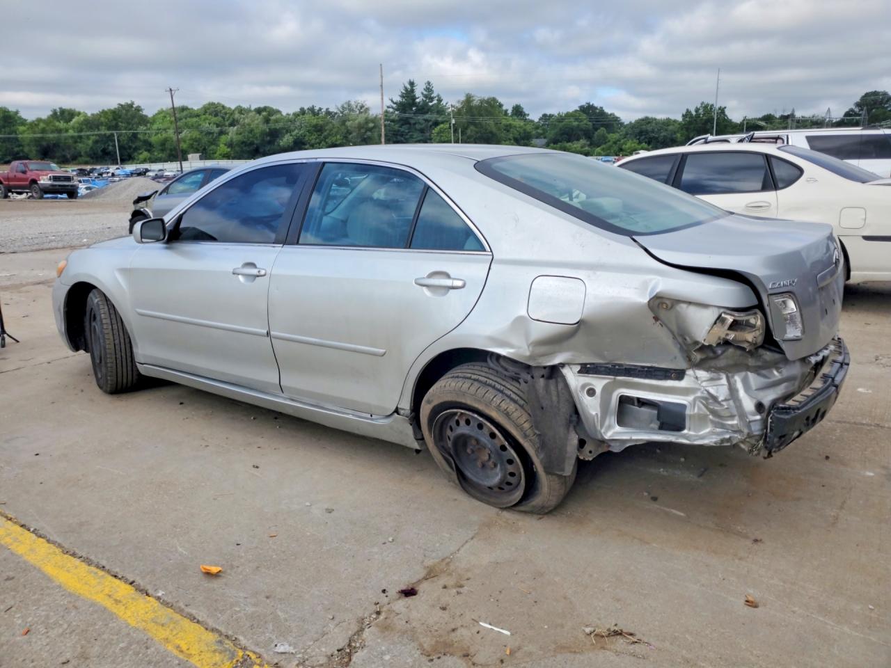 2007 Toyota Camry Le Silver vin: 4T4BE46K77R004559