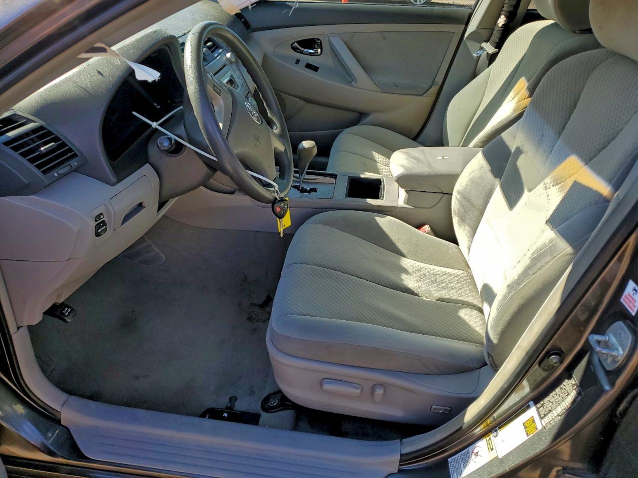 2008 Toyota Camry Le White vin: 4T4BE46K78R015563