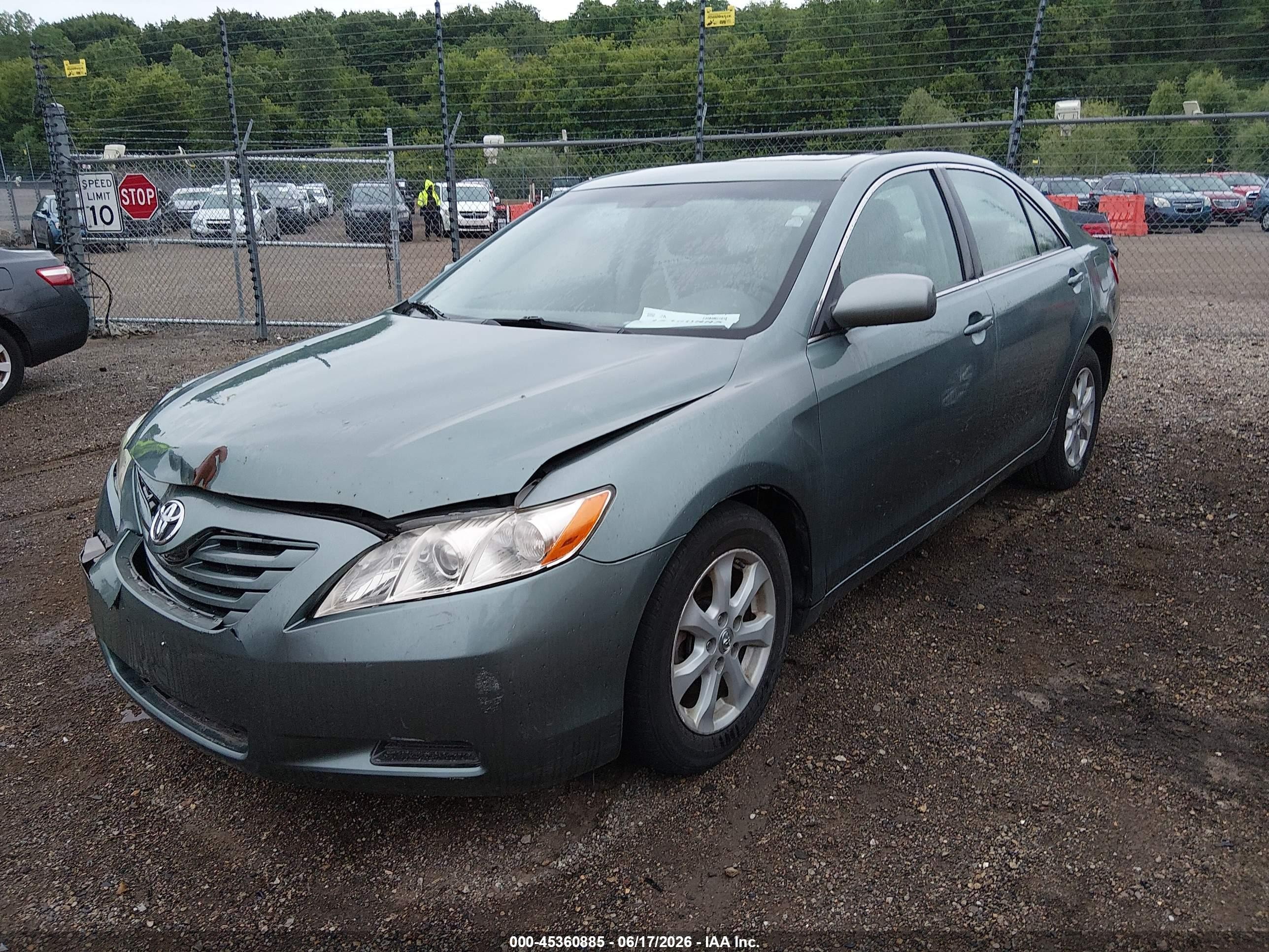 2008 Toyota Camry Le Green vin: 4T4BE46K78R020973