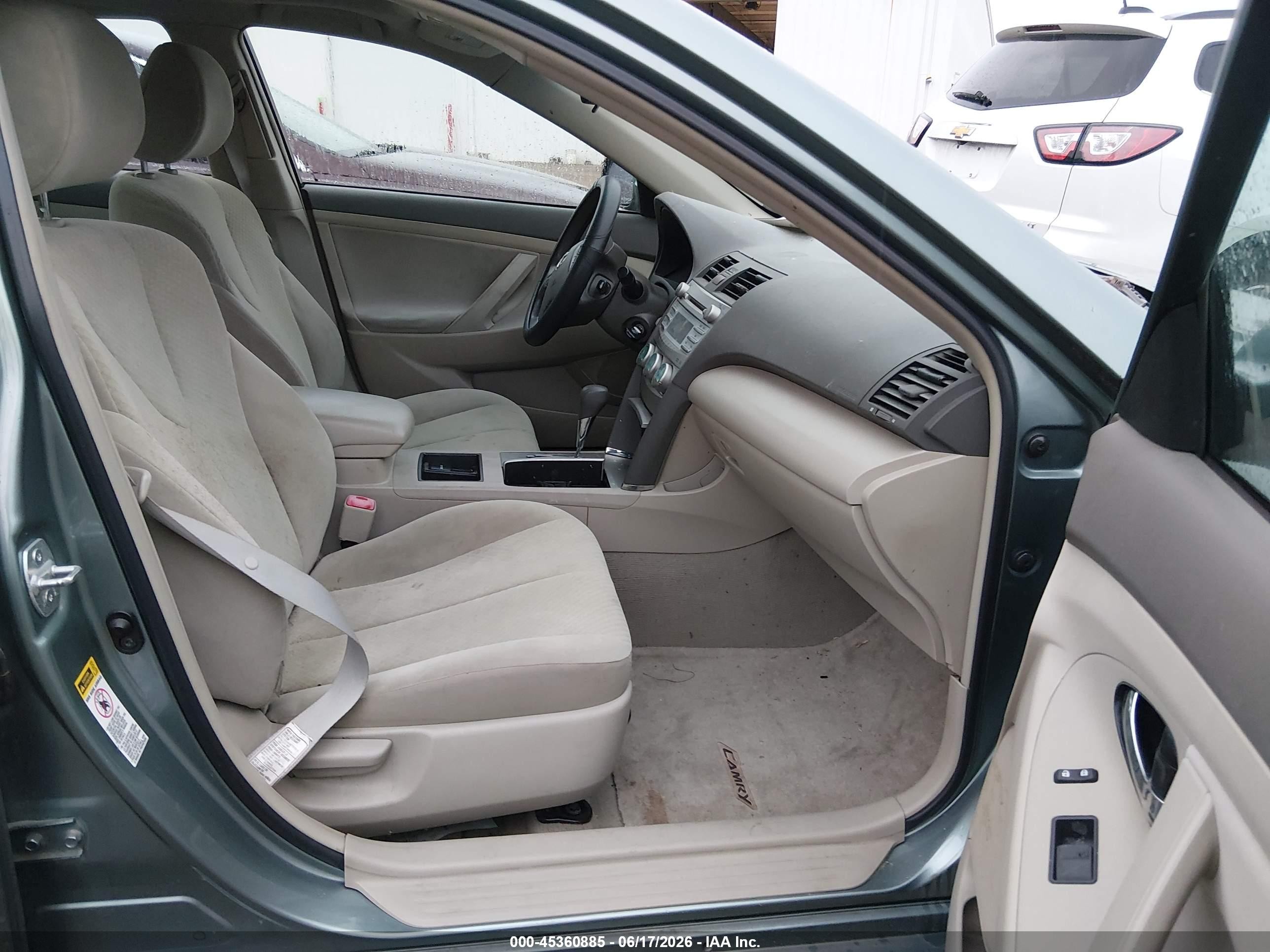 2008 Toyota Camry Le Green vin: 4T4BE46K78R020973