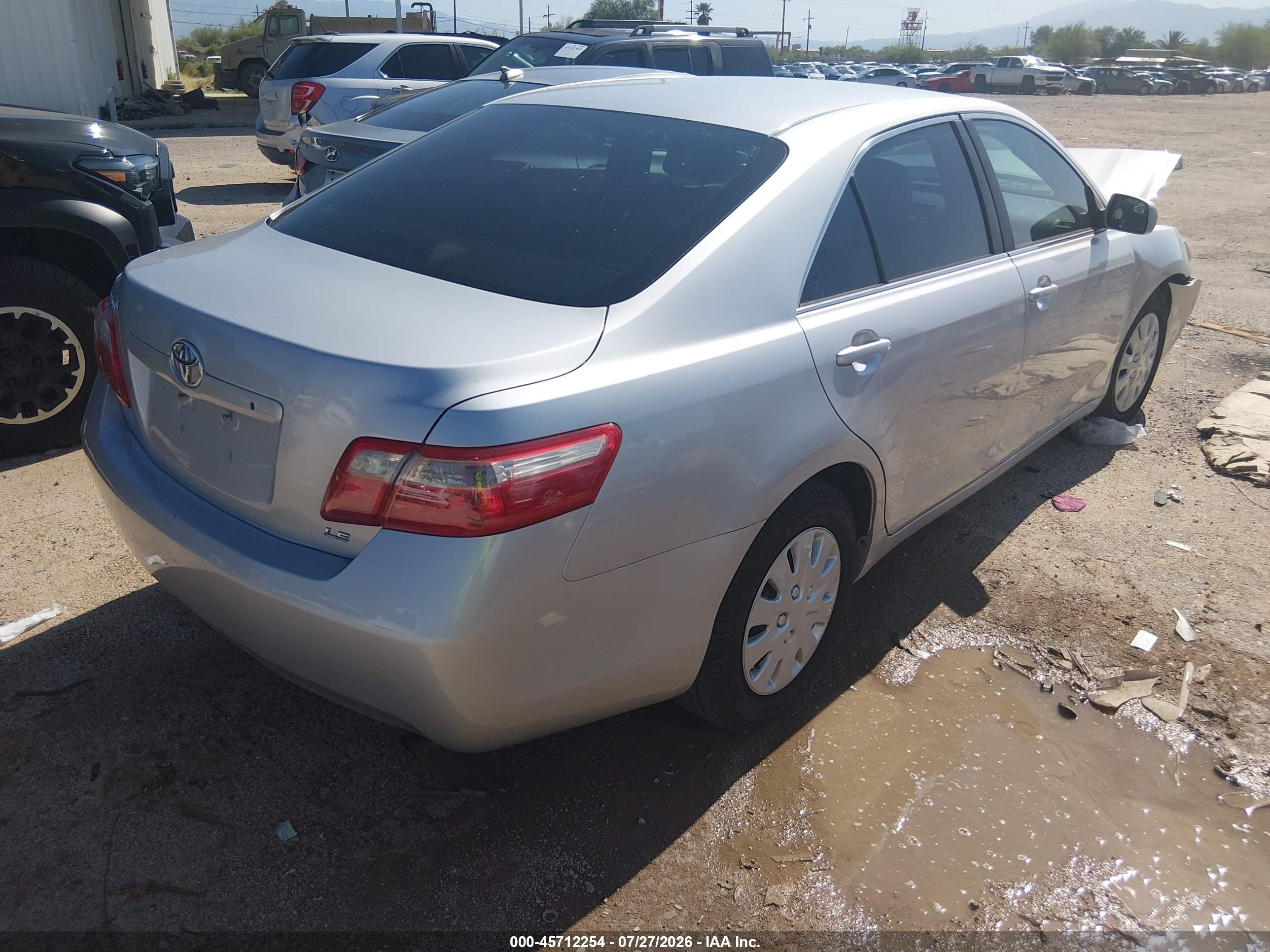 2008 Toyota Camry Le Серебряный vin: 4T4BE46K78R041290