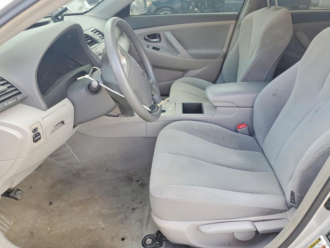 2009 Toyota Camry Base Silver vin: 4T4BE46K79R048659