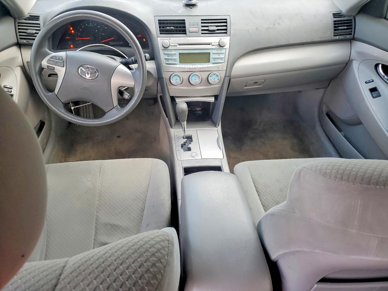 2009 Toyota Camry Base Silver vin: 4T4BE46K79R048659