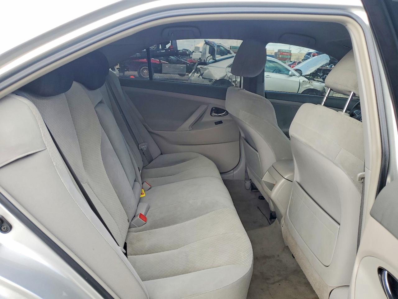 2009 Toyota Camry Base Silver vin: 4T4BE46K79R048659