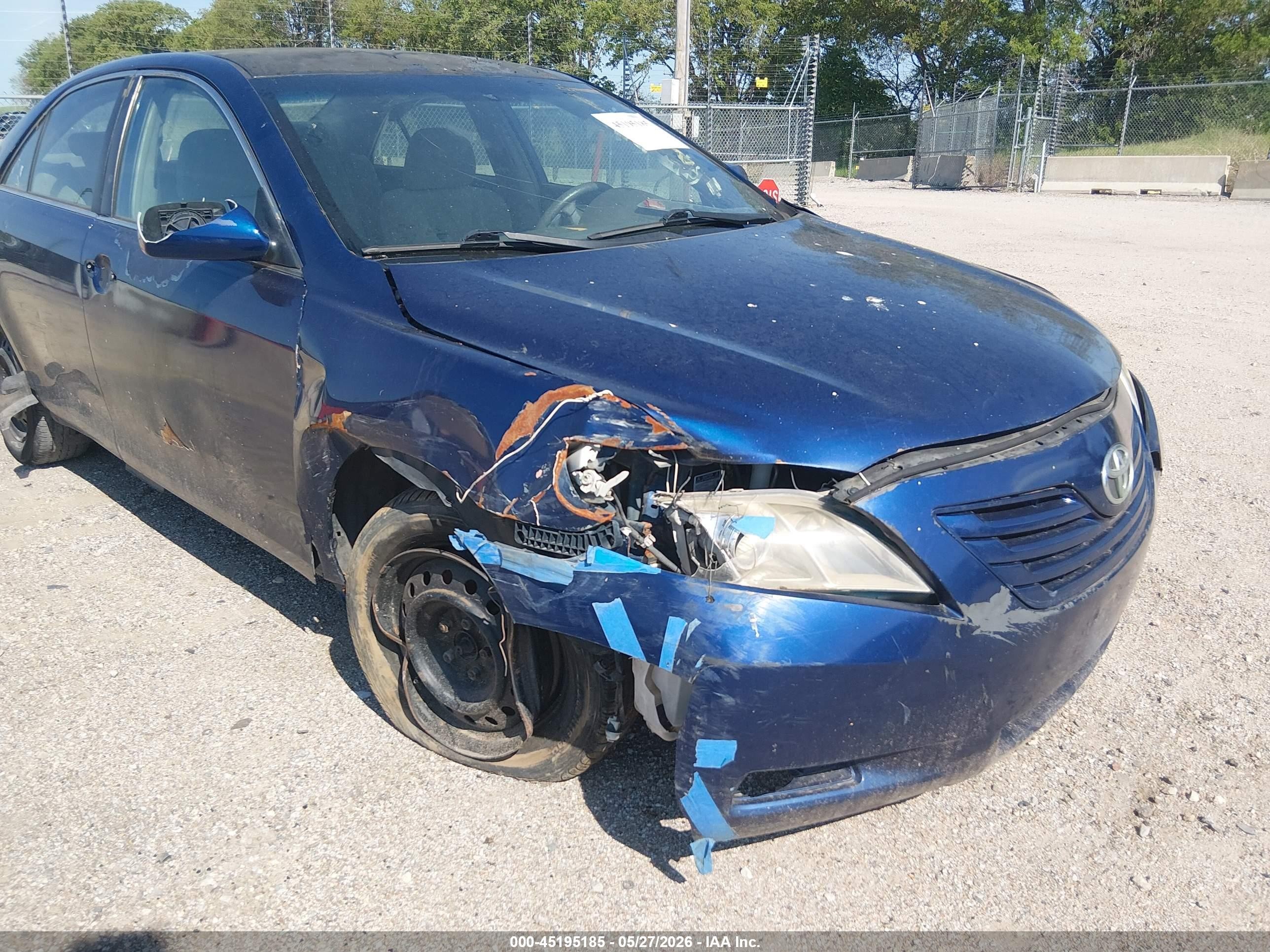 2009 Toyota Camry Le Blue vin: 4T4BE46K79R060214