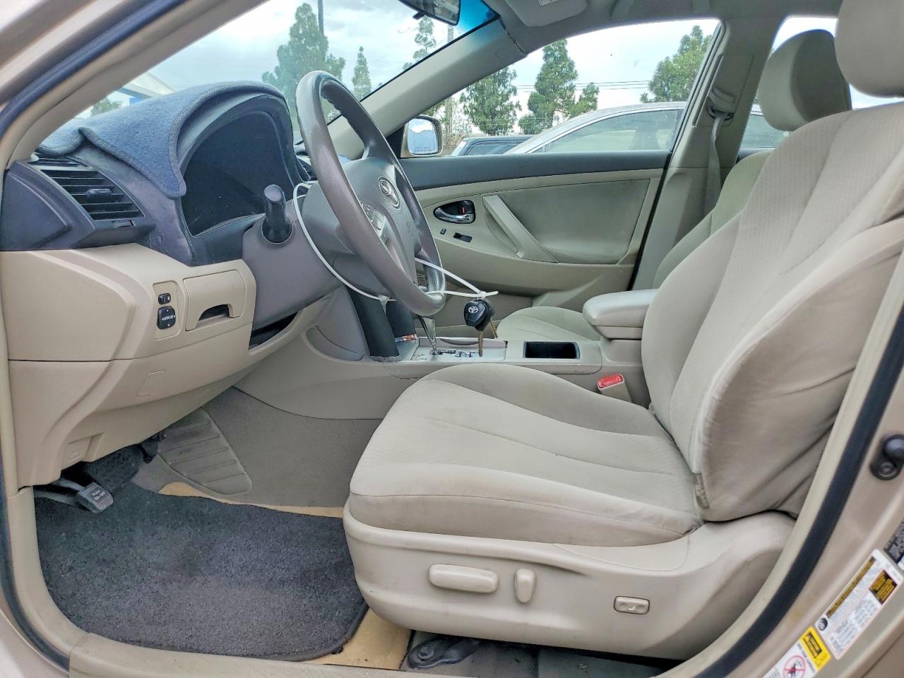2009 Toyota Camry Le Beige vin: 4T4BE46K79R061900